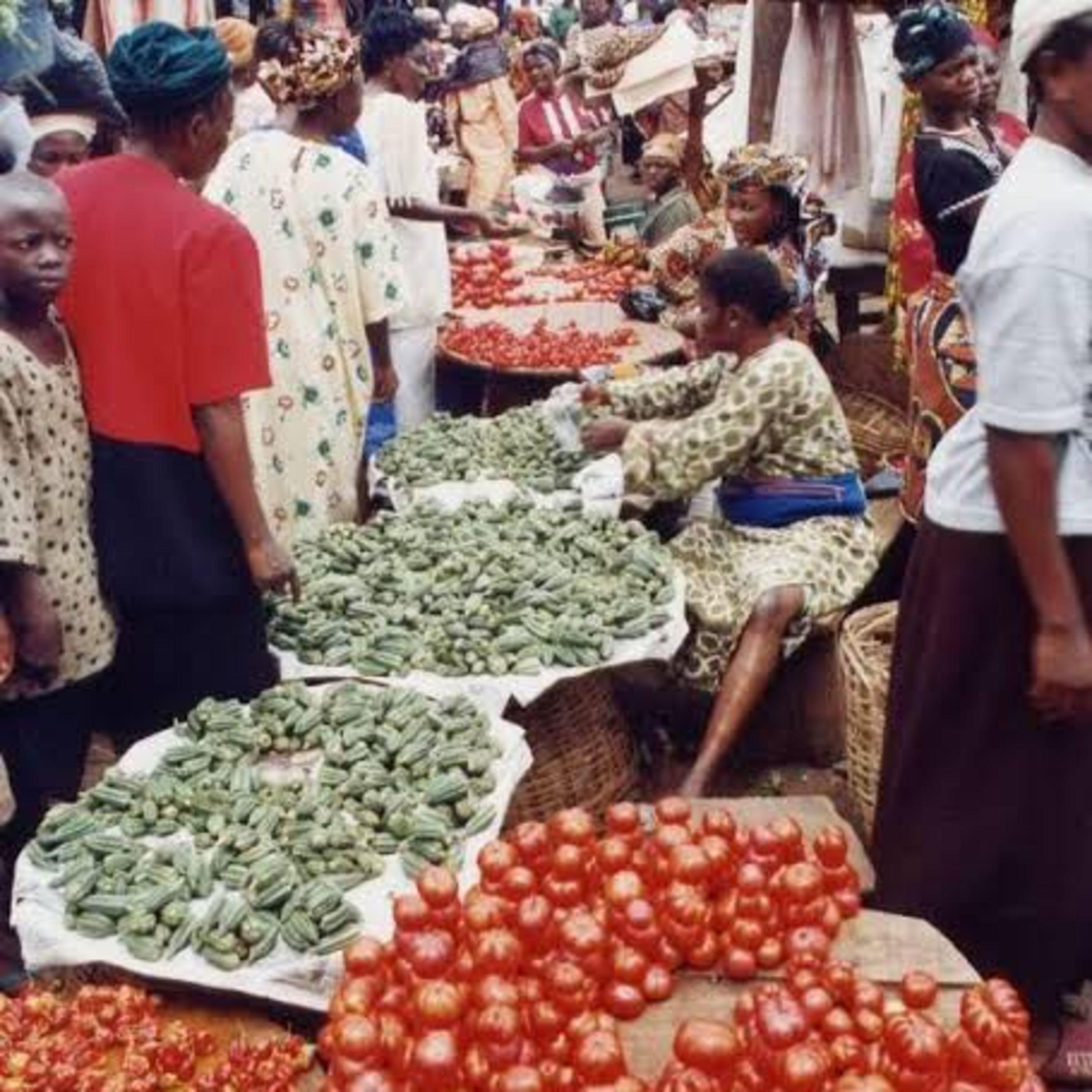 JOURNEY TO ILE-IFE (3): We went to Oja Tuntun