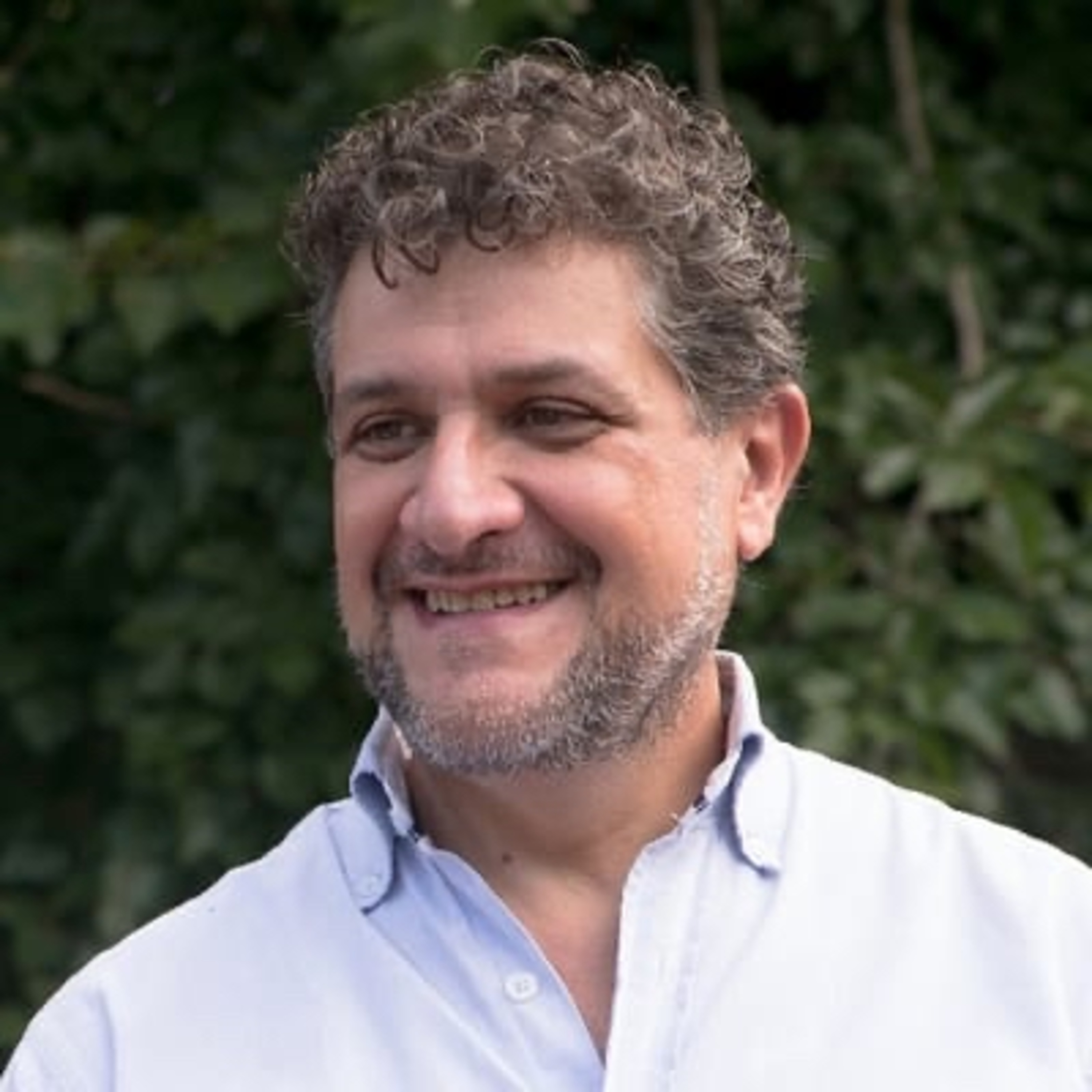 PONIENDO NEGRO SOBRE BLANCO