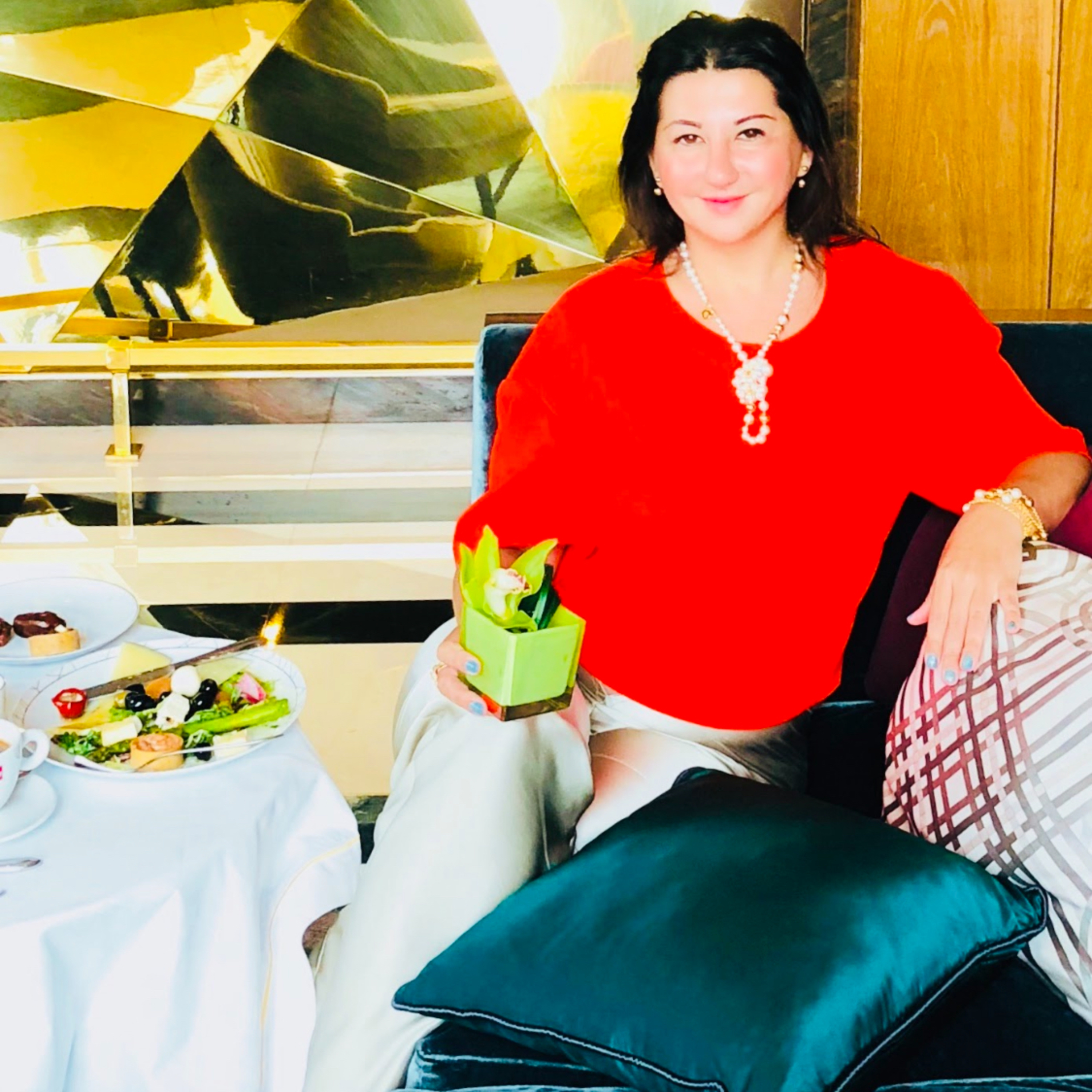 Богатая и элегантная: СУПЕР ЗВЕЗДА ПРОДАЖ
день 1. Видео 4. Инна и индивидуальное сопровождение Елена episode artwork