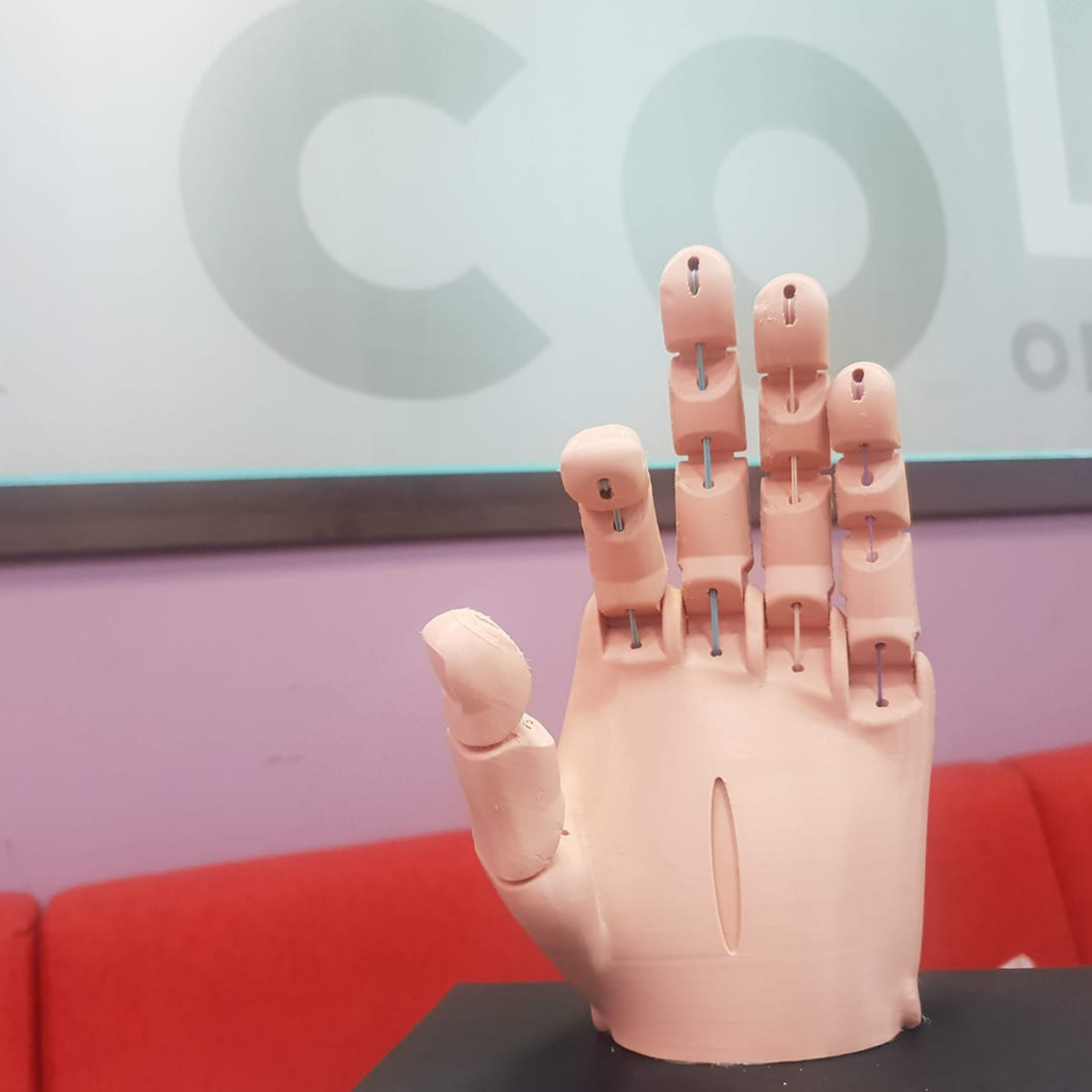 IT շաբաթ․ ArmBionics-ը մտադիր է ձեռքի մեխանիկական և միոէլեկտրիկ պրոթեզներ արտադրել episode artwork