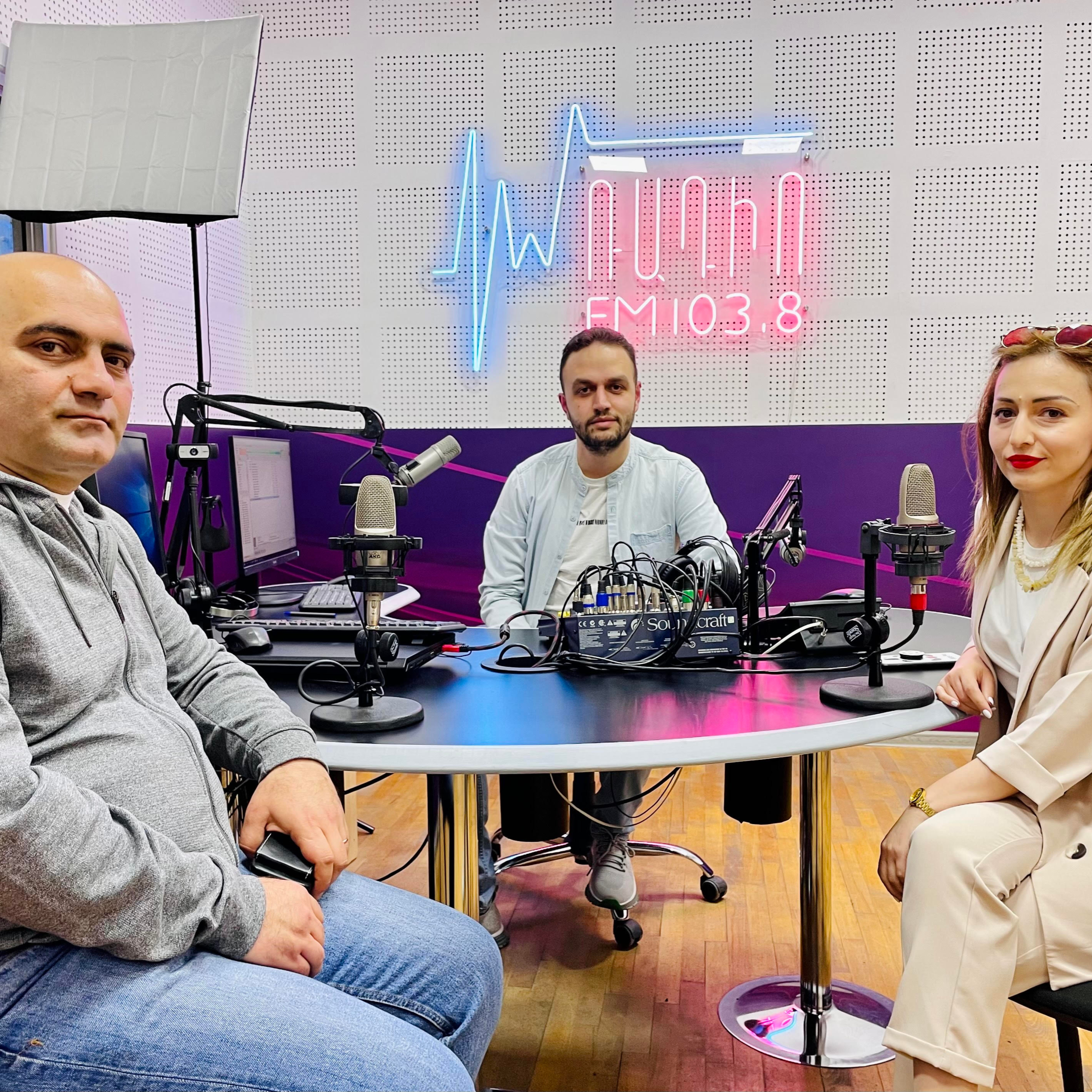 «Խոշոր պլան». Աշխատե՞լ, թե՞ հանգստանալ Ամանորին episode artwork