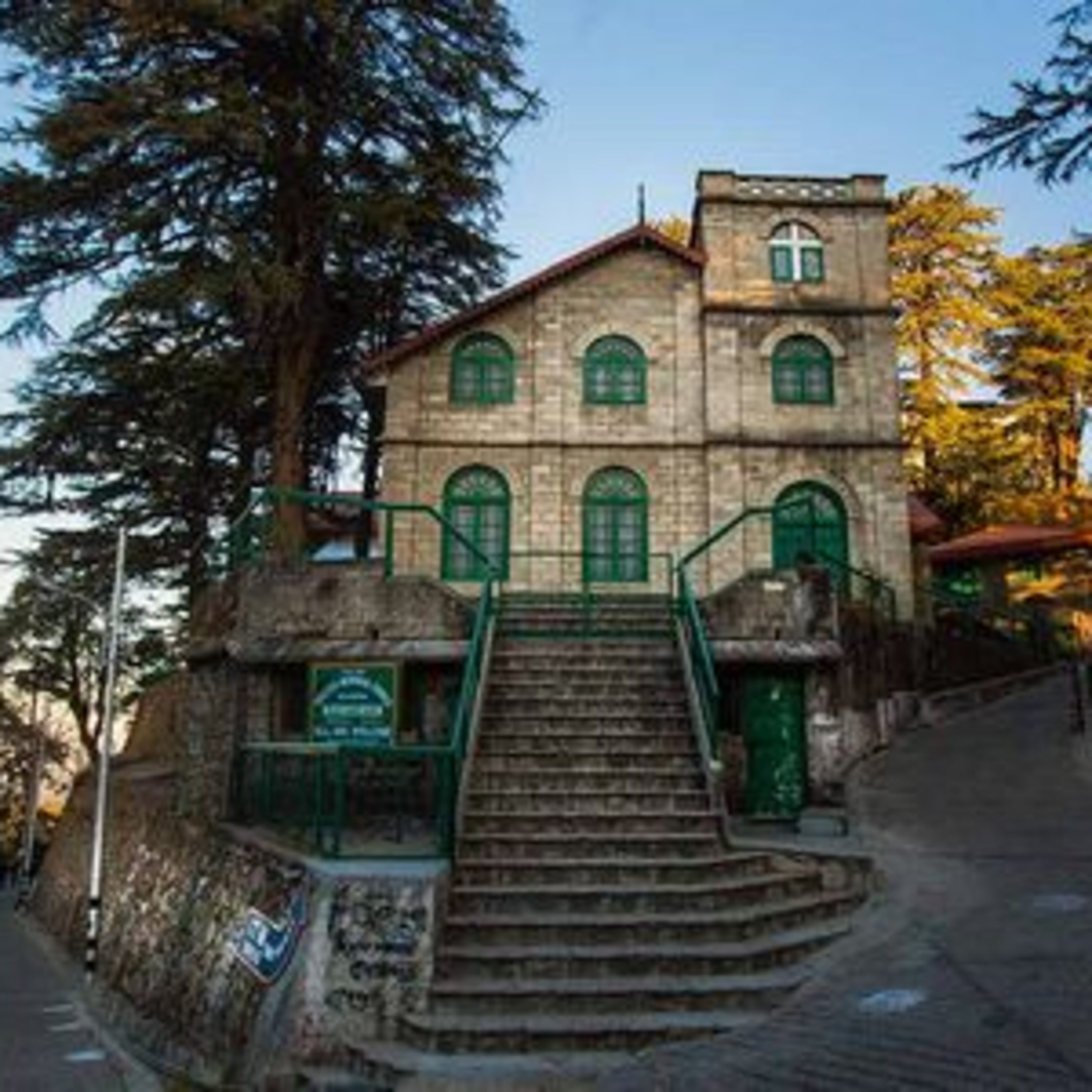 Landour - A Love Affair With Winding Walks & Chocolate Pancakes  episode artwork