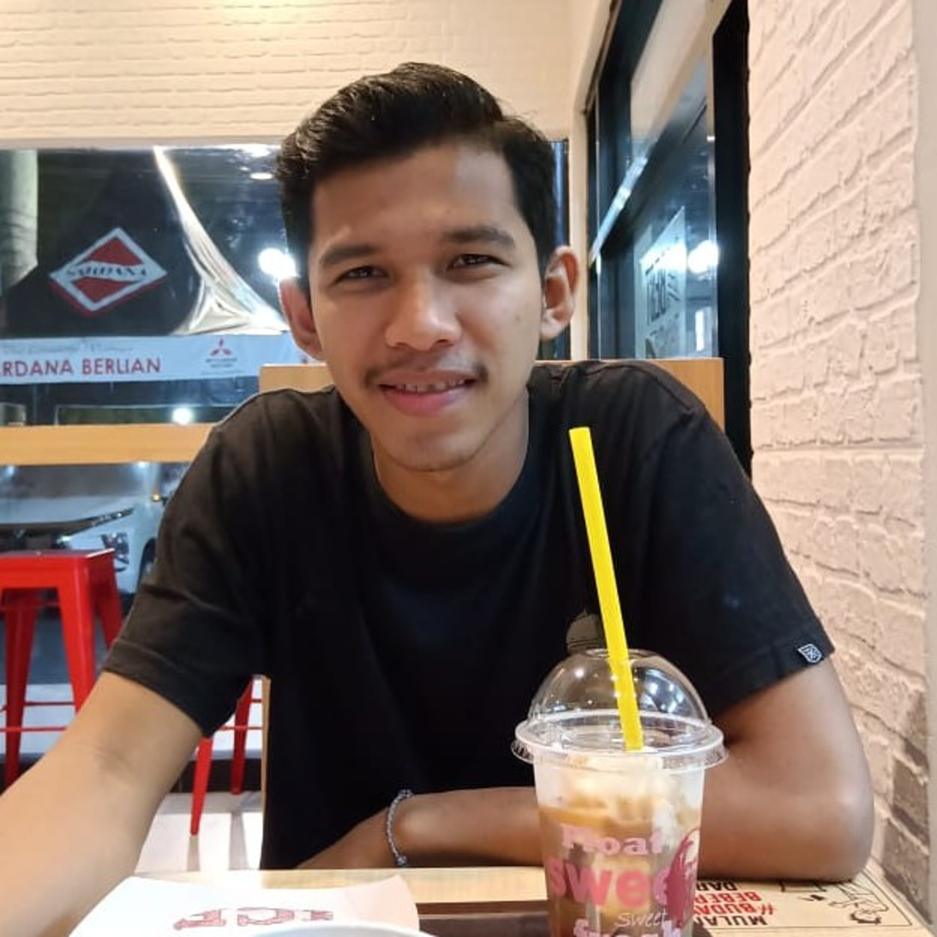 POZE (Podcast Zakaria Ecep)