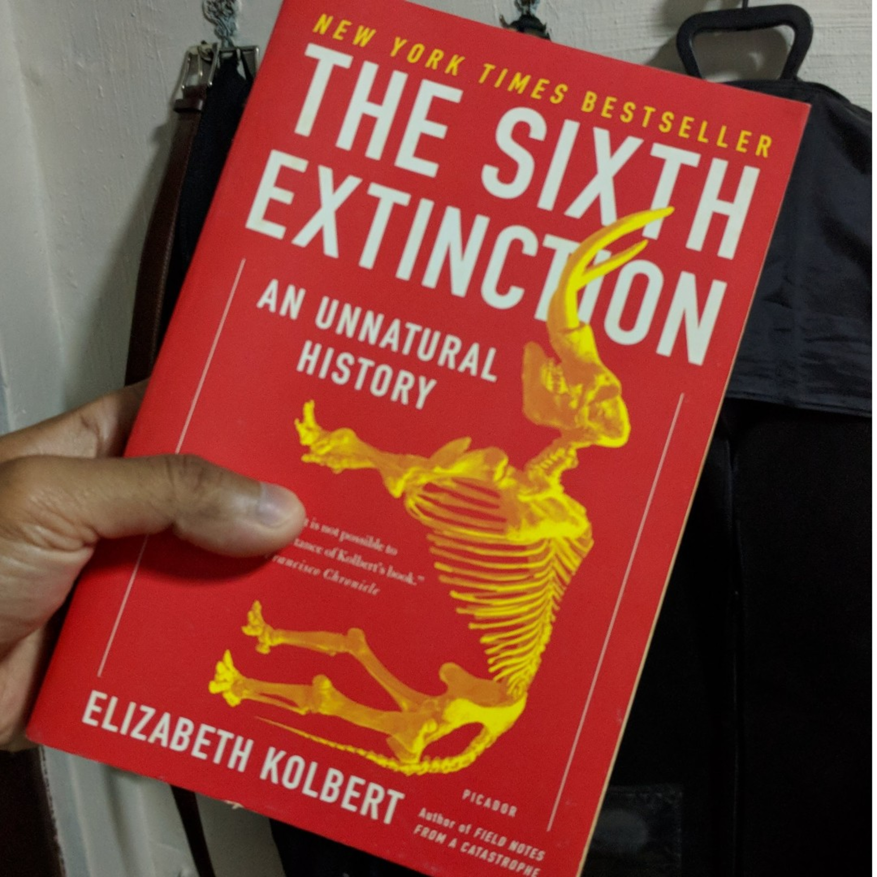 A Book Review - The Sixth Extinction: An Unnatural History ,Book by, Elizabeth Kolbert episode artwork