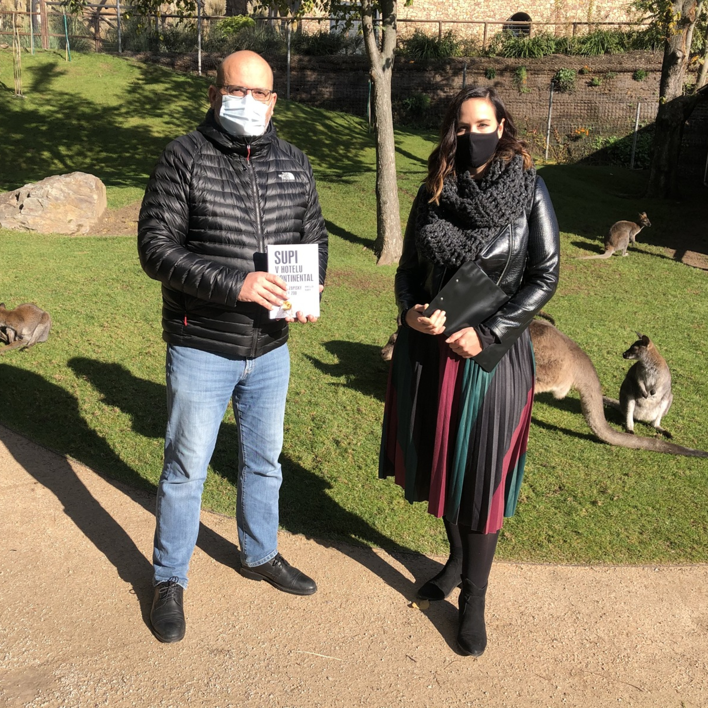 Milionové ztráty Zoo Praha: Bobek o nulové podpoře státu, chaosu vlády i medvědí porodnici episode artwork