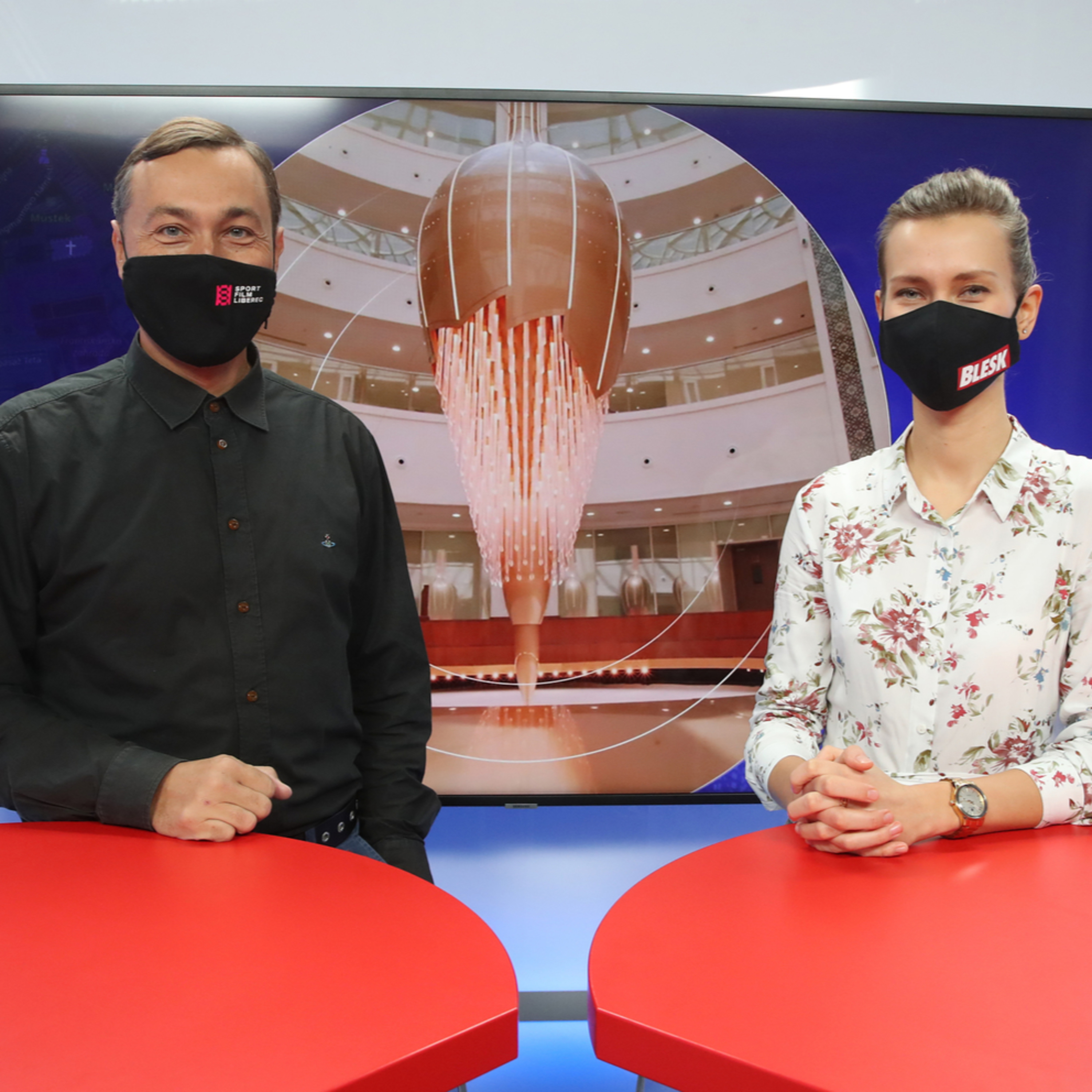 Čeští skláři dál světovou špičkou: Firma pravnuka Swarovských sklízí úspěch navzdory covidu episode artwork