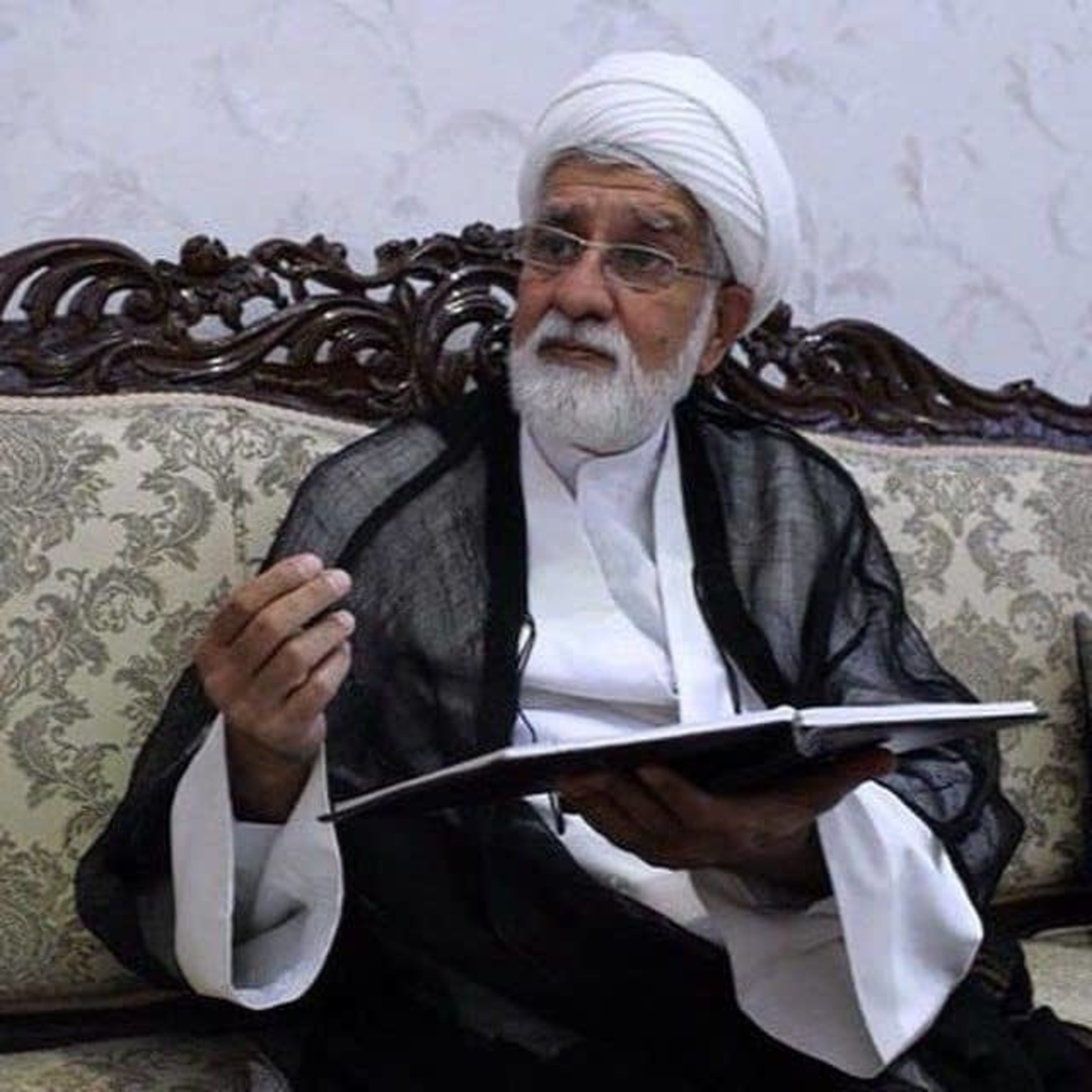 کاور منبرمجازی حجت الاسلام والمسلمین دکتر مصطفی قنبرپور