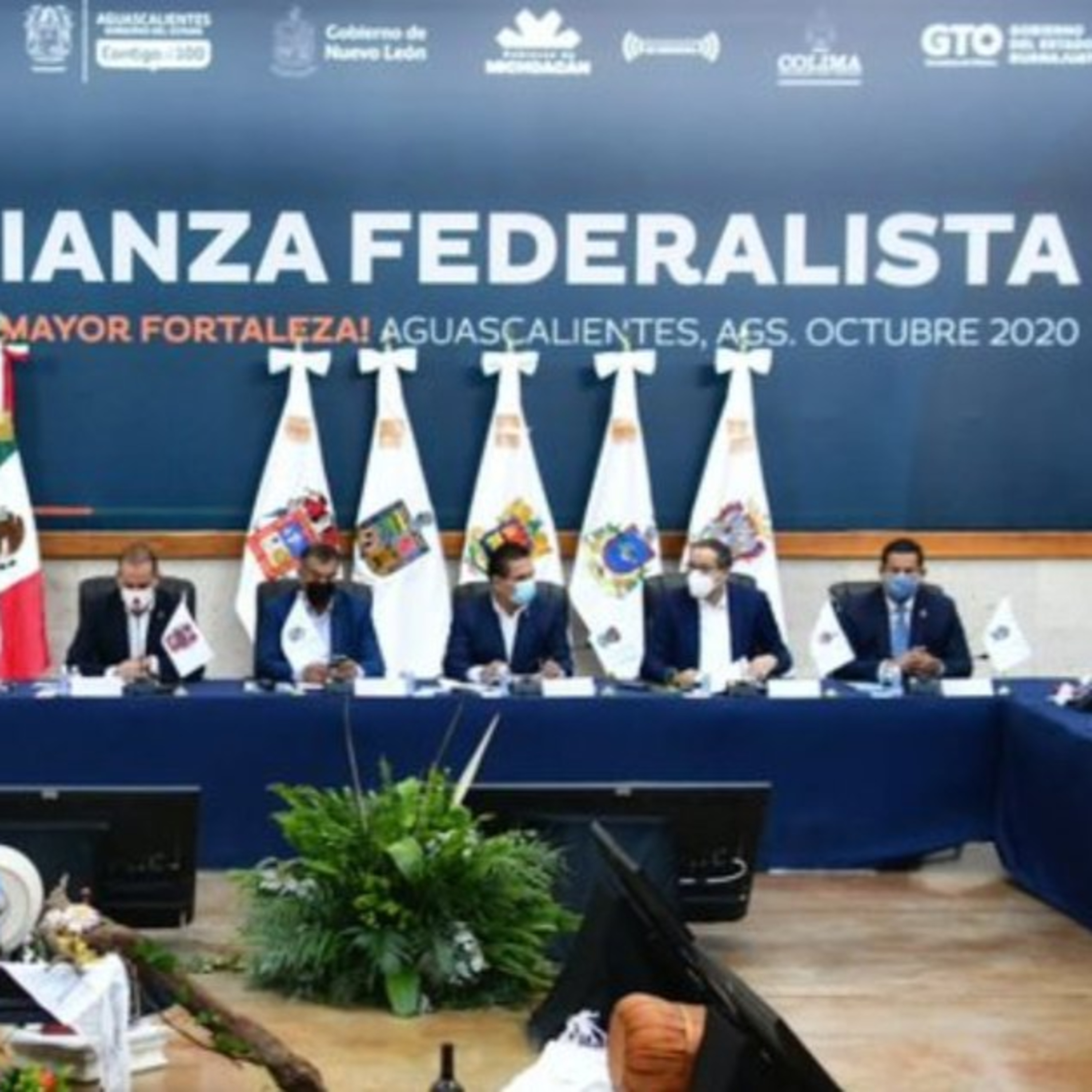 "Urge que el gobierno federal dialogue con la Alianza federalista"  episode artwork
