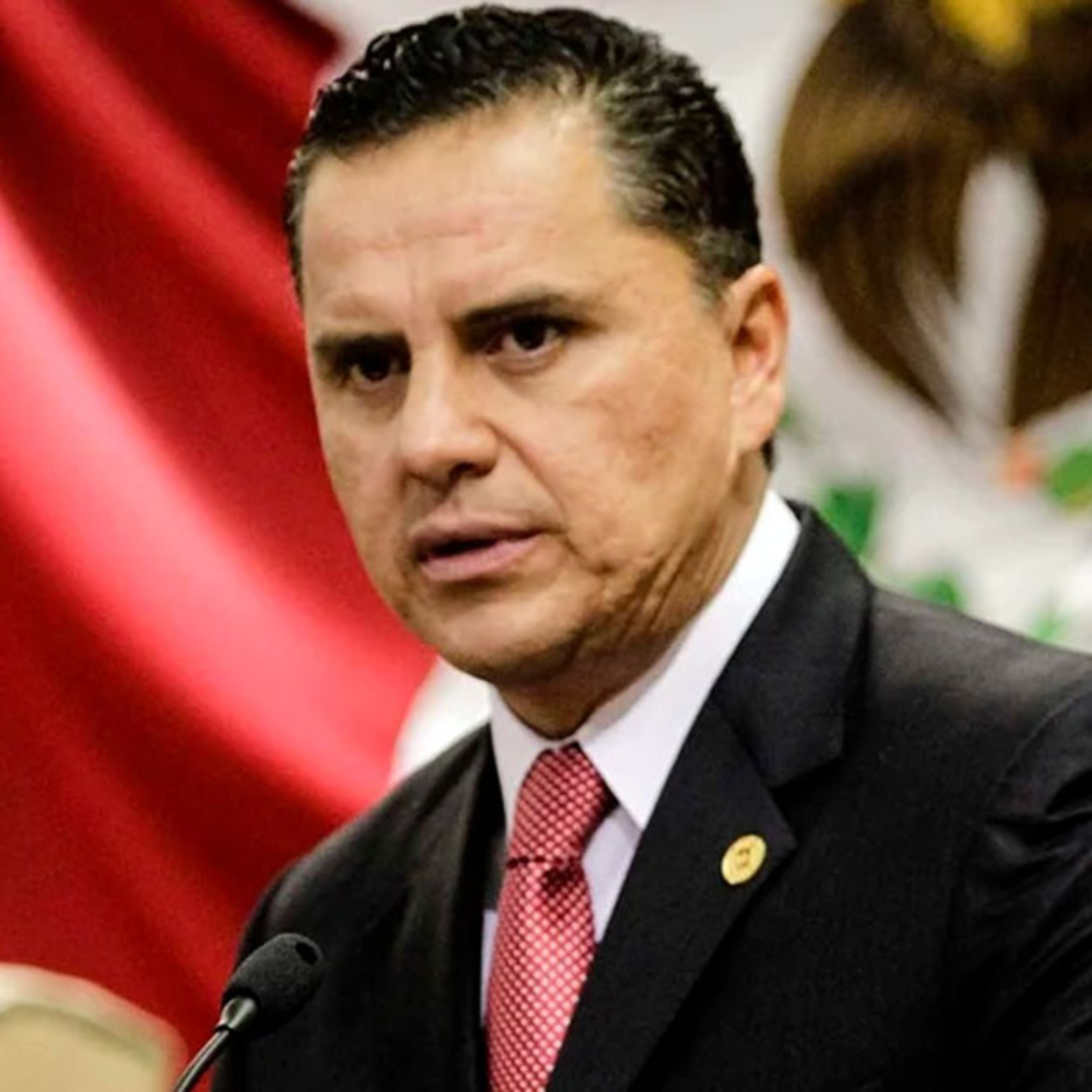 “ Solicitan una segunda orden de aprensión en contra del ex gobernador de ese estado" episode artwork