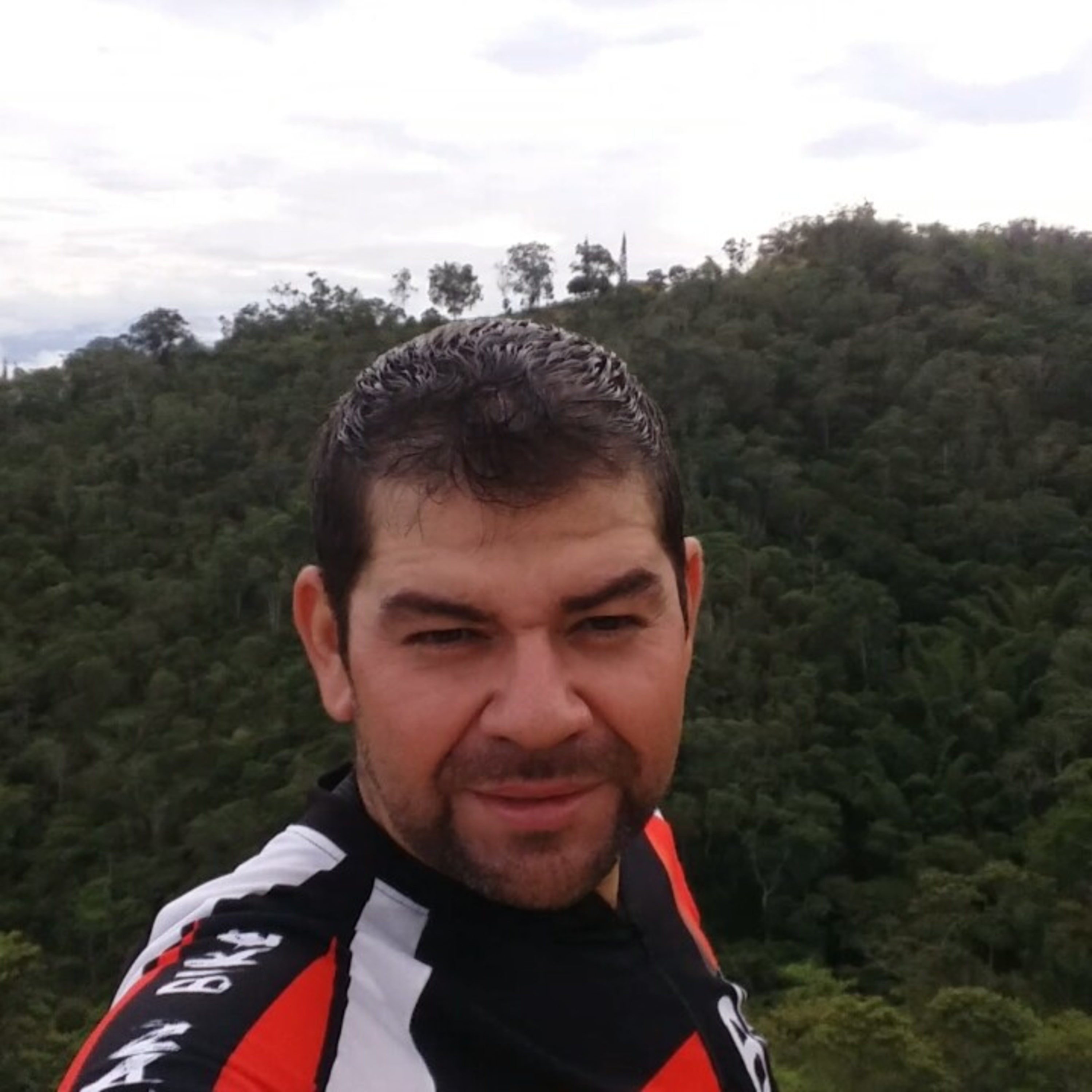 Hernán Prada Bayona \