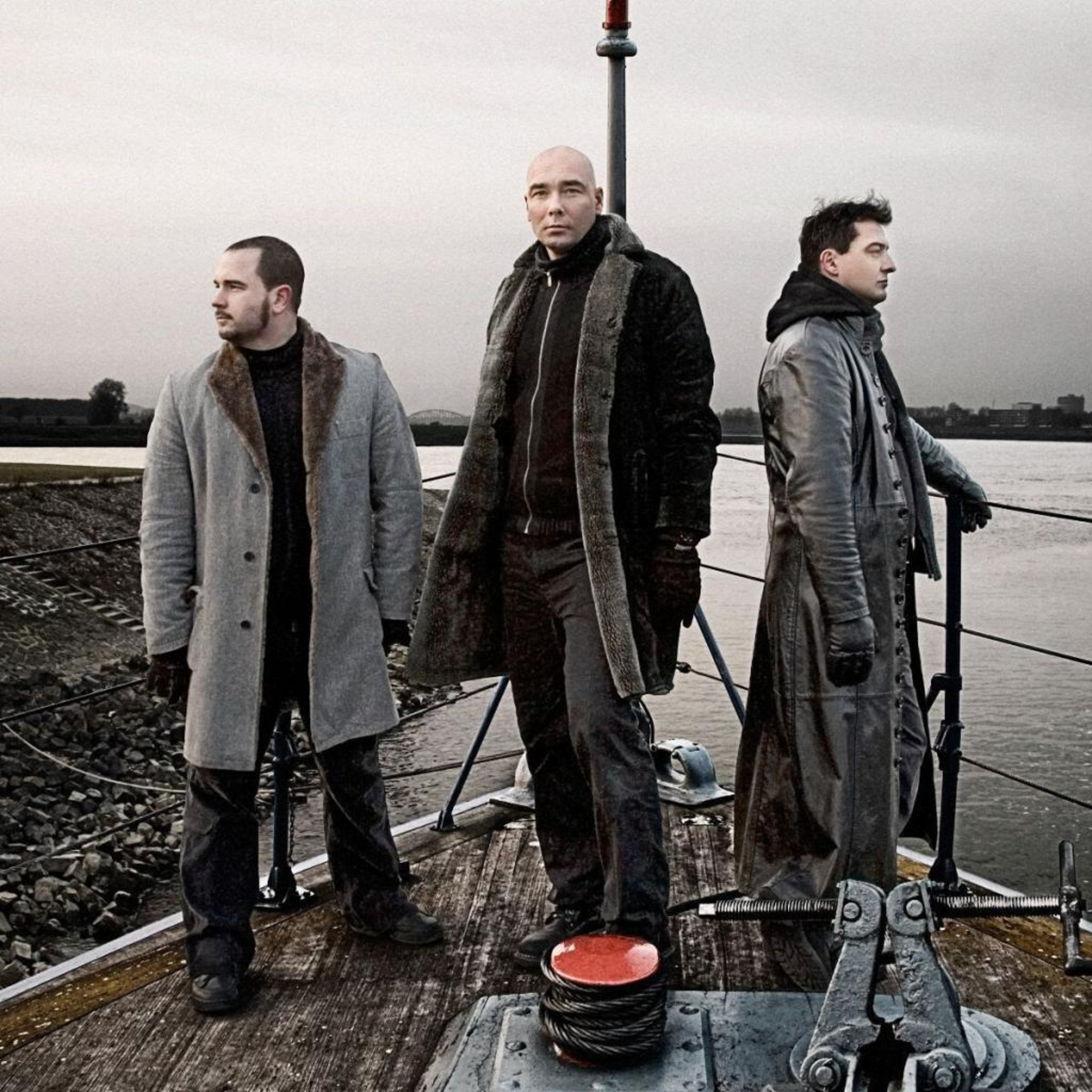 Shellshocked Radio Recommendations - Rotersand - Silence - German electronic Music with an analog feel #302