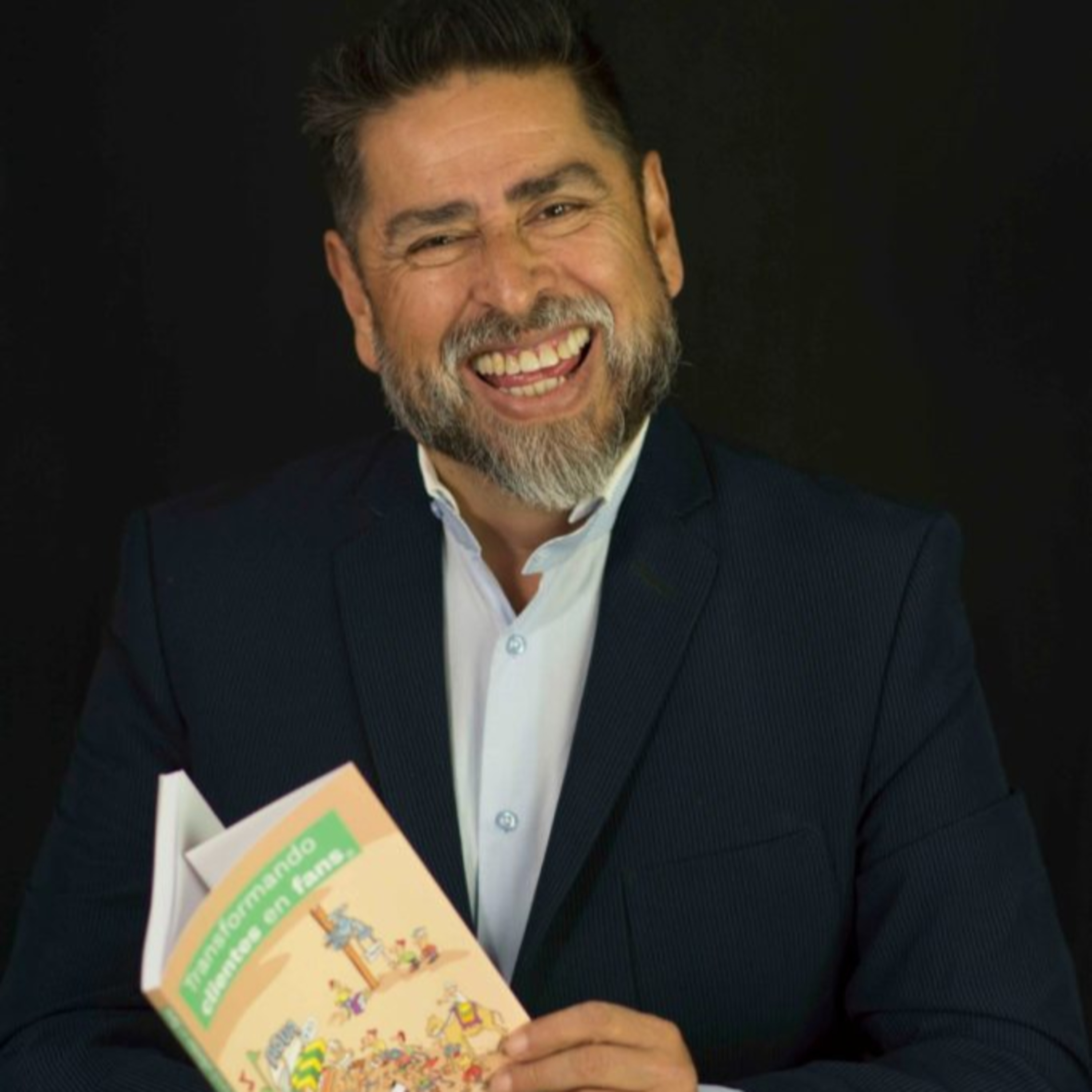 Transformando clientes en fans - Sergio Álvarez
