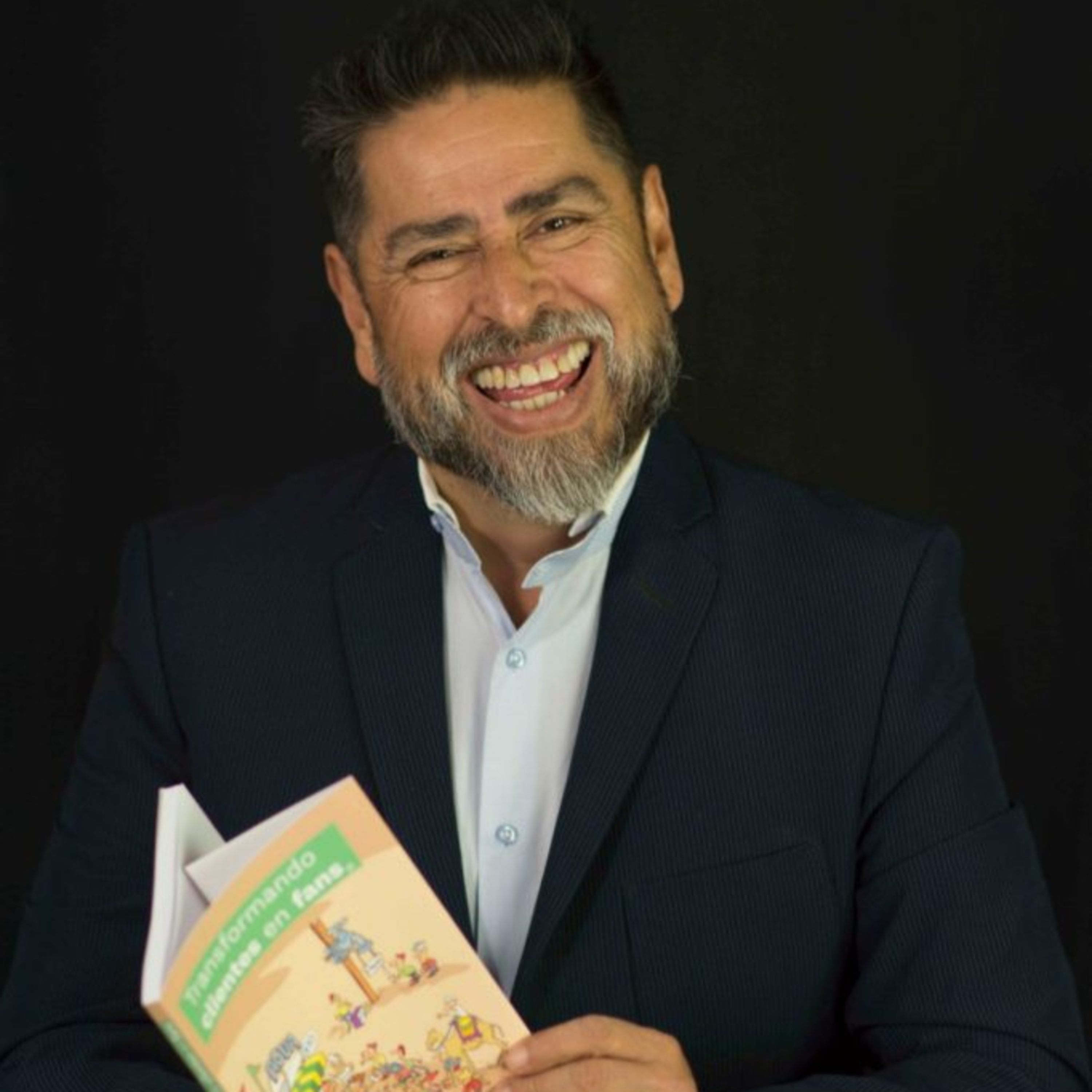 Transformando clientes en fans - Sergio Álvarez