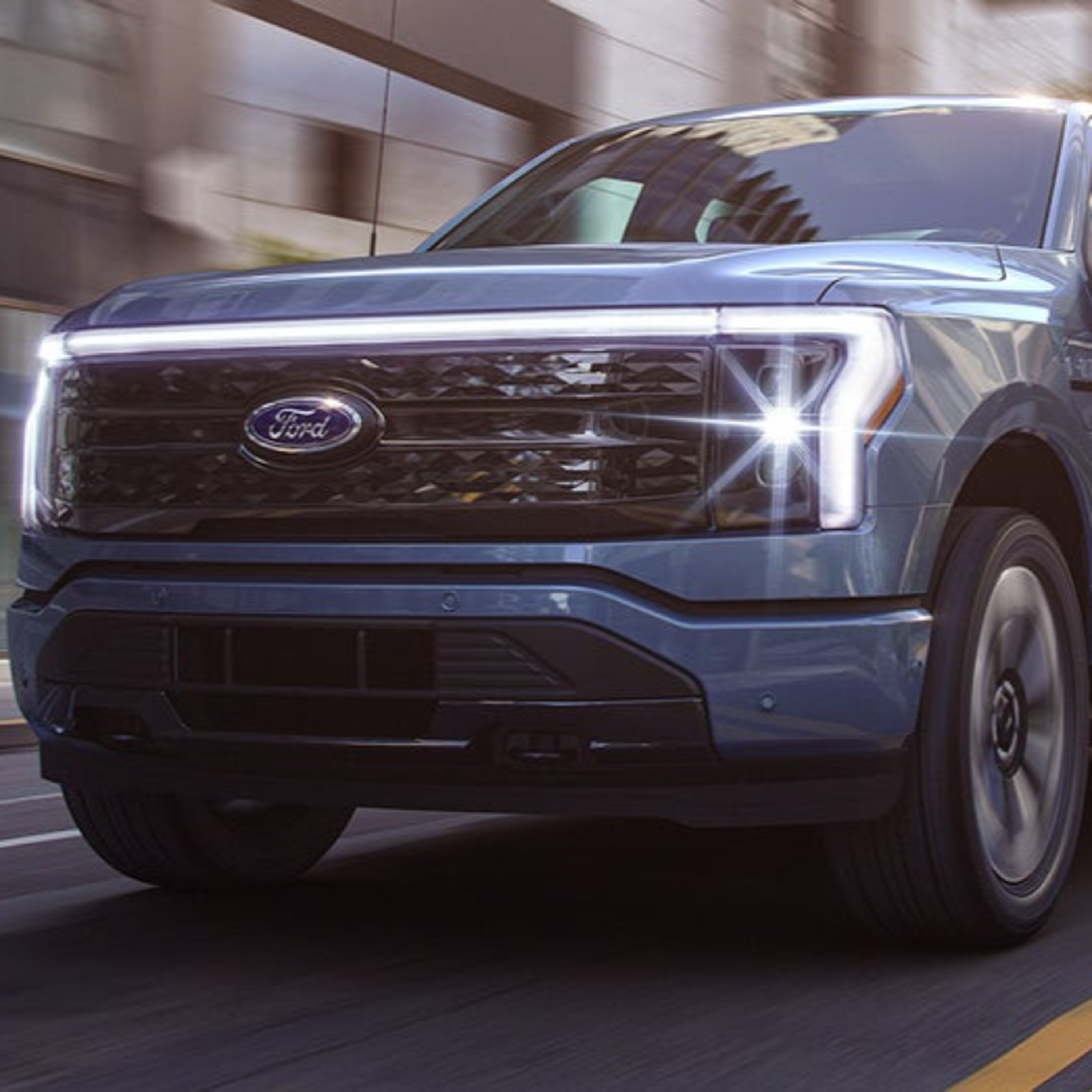 Season 20: Episode 19: Bitcoin Falls; Ford's new EV truck; Androids Latest OS; Bye bye Internet Explorer; Father's Day Gift Guide