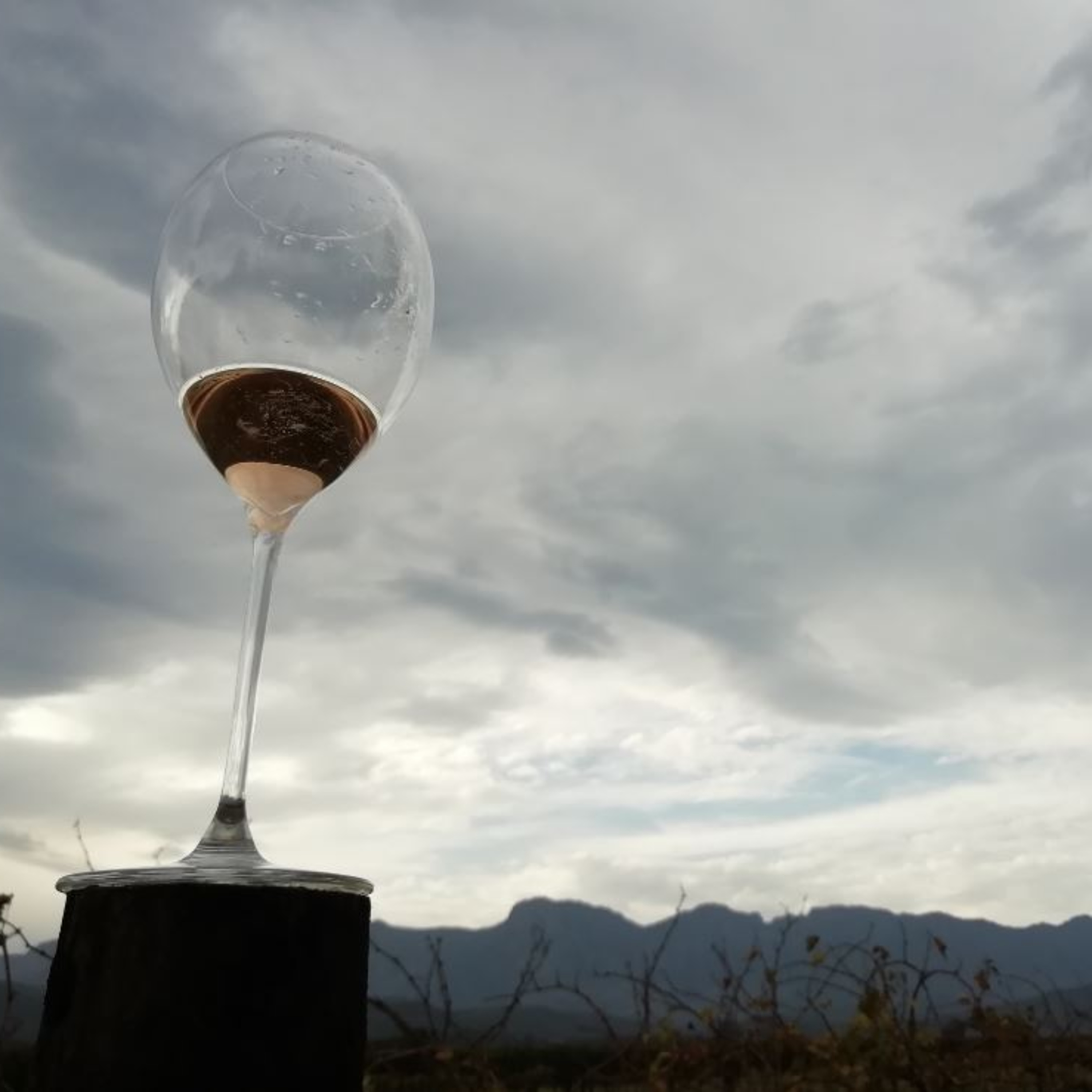 'n Glas hier, 'n geleentheid daar episode artwork