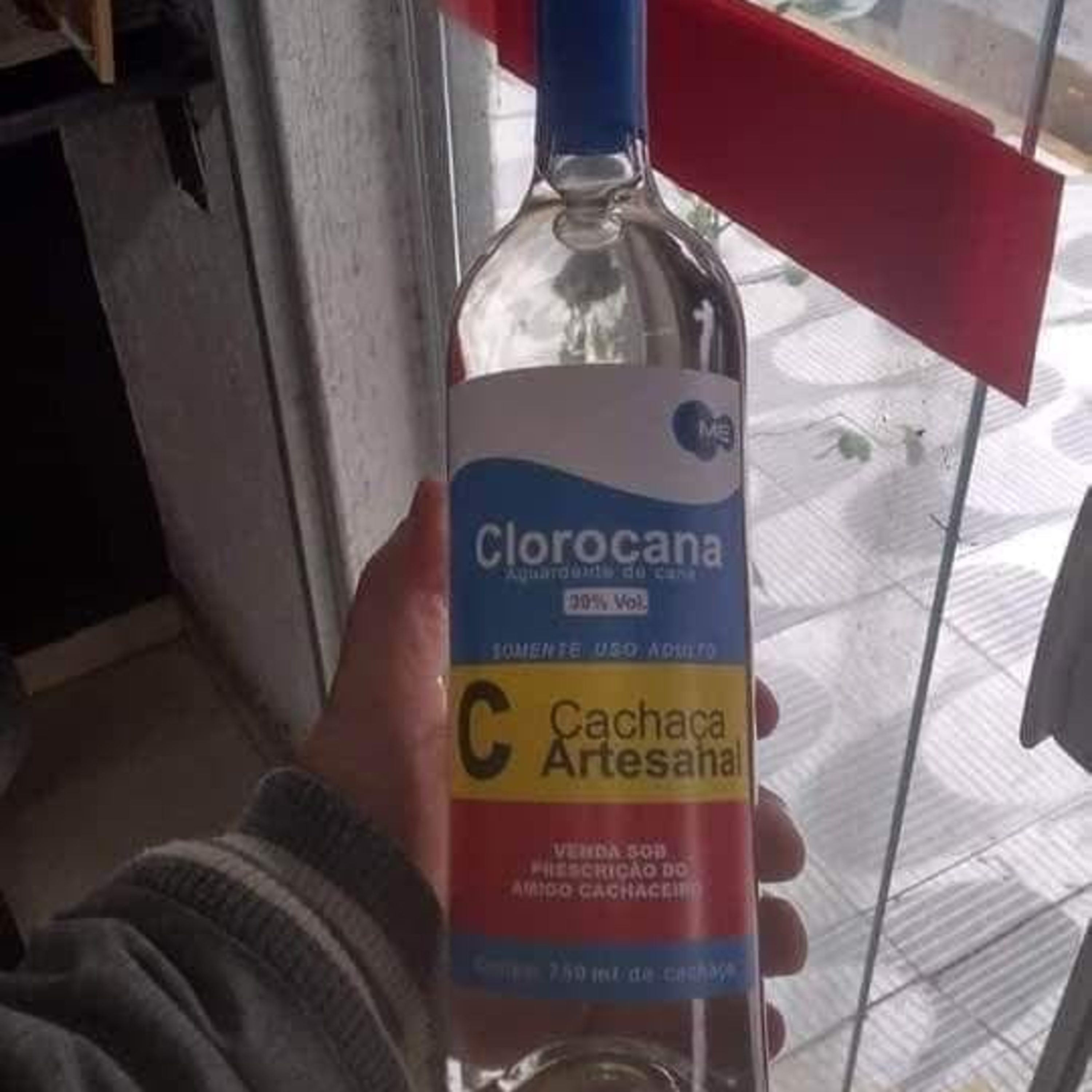 Contém Referência