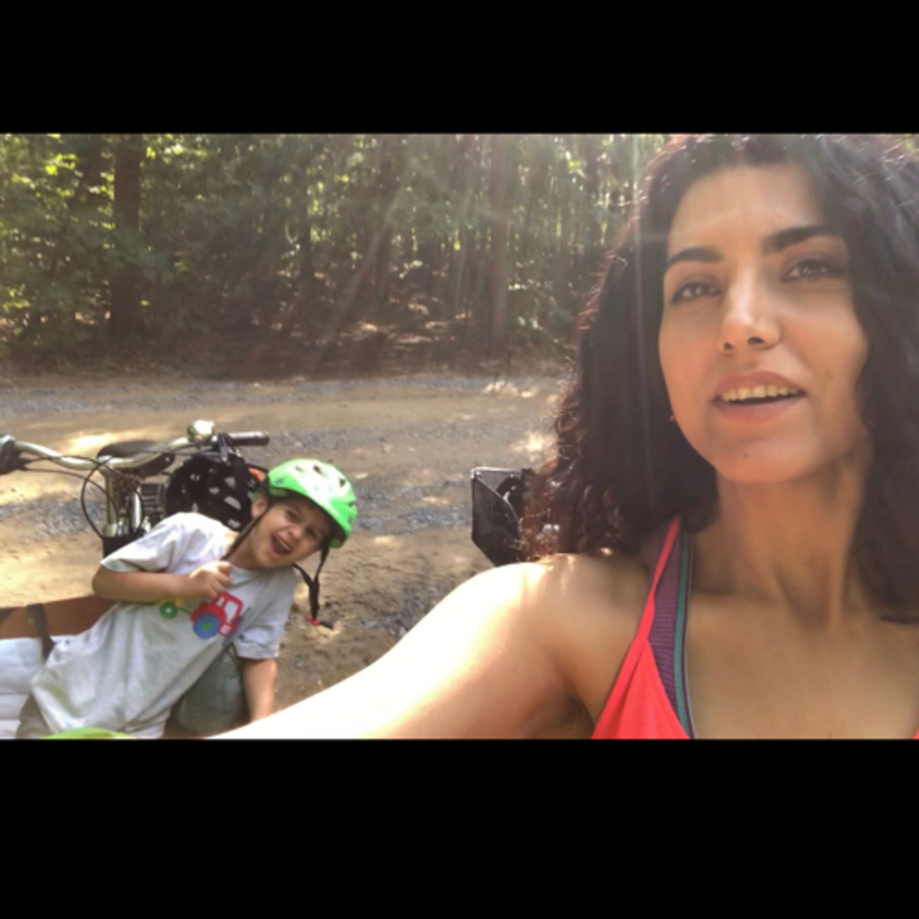 کاور سفر با دوچرخه 🚴🏼♀️🚴🏼🚴🏻♂️