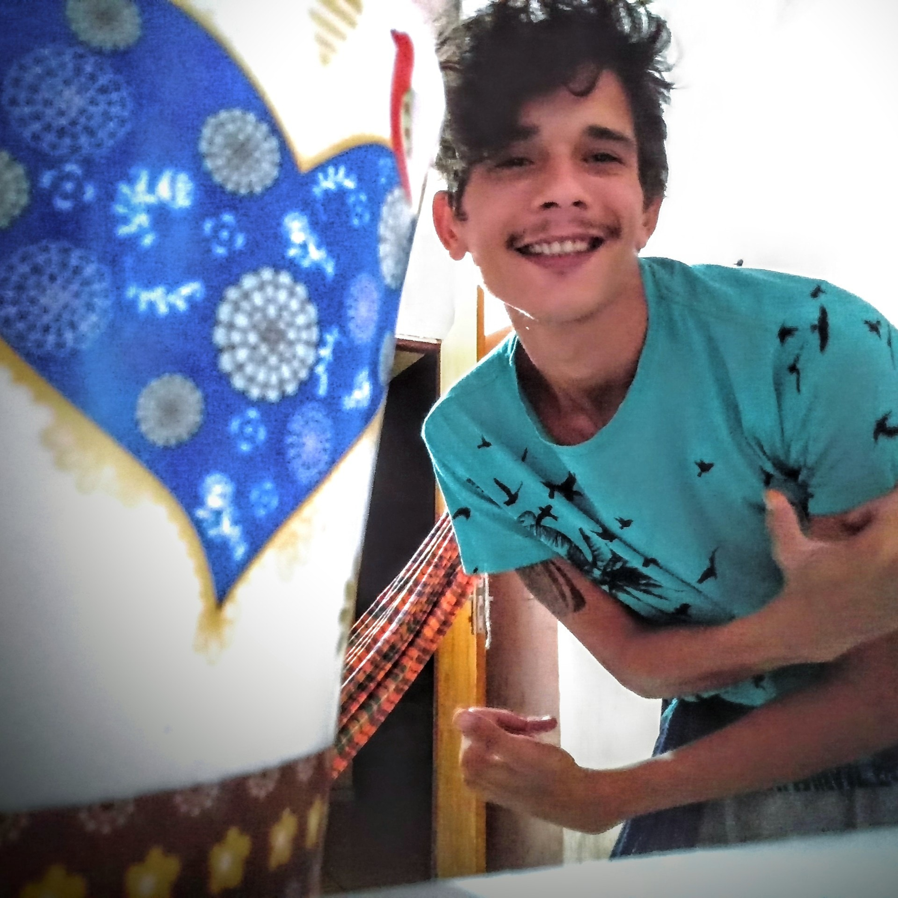 Poeta de luz .Já fui DJ sou poeta art se a viver episode artwork