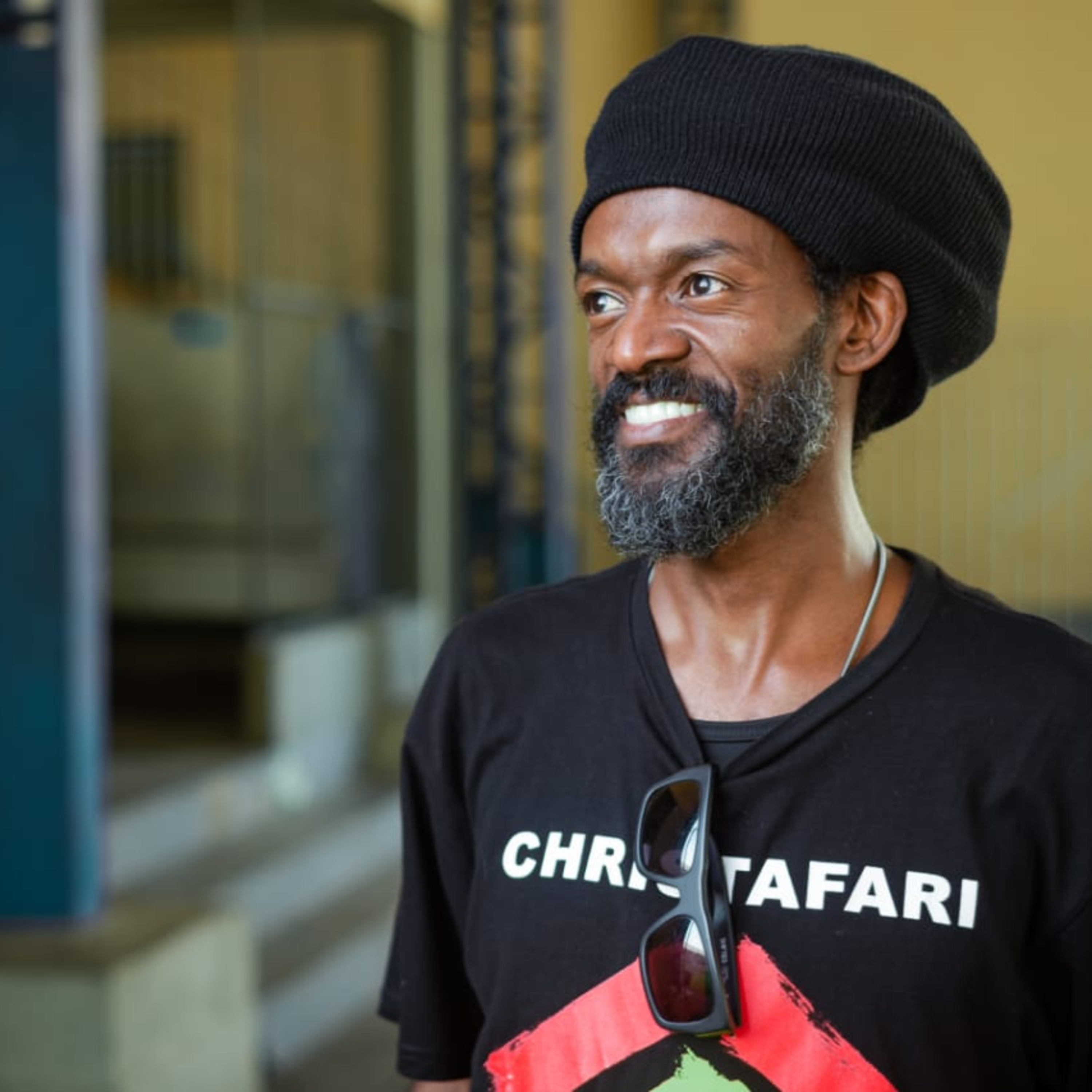"Natal - Um Arrazoamento acerca do Propósito da Trindade na História para o Benefício da Humanidade." 