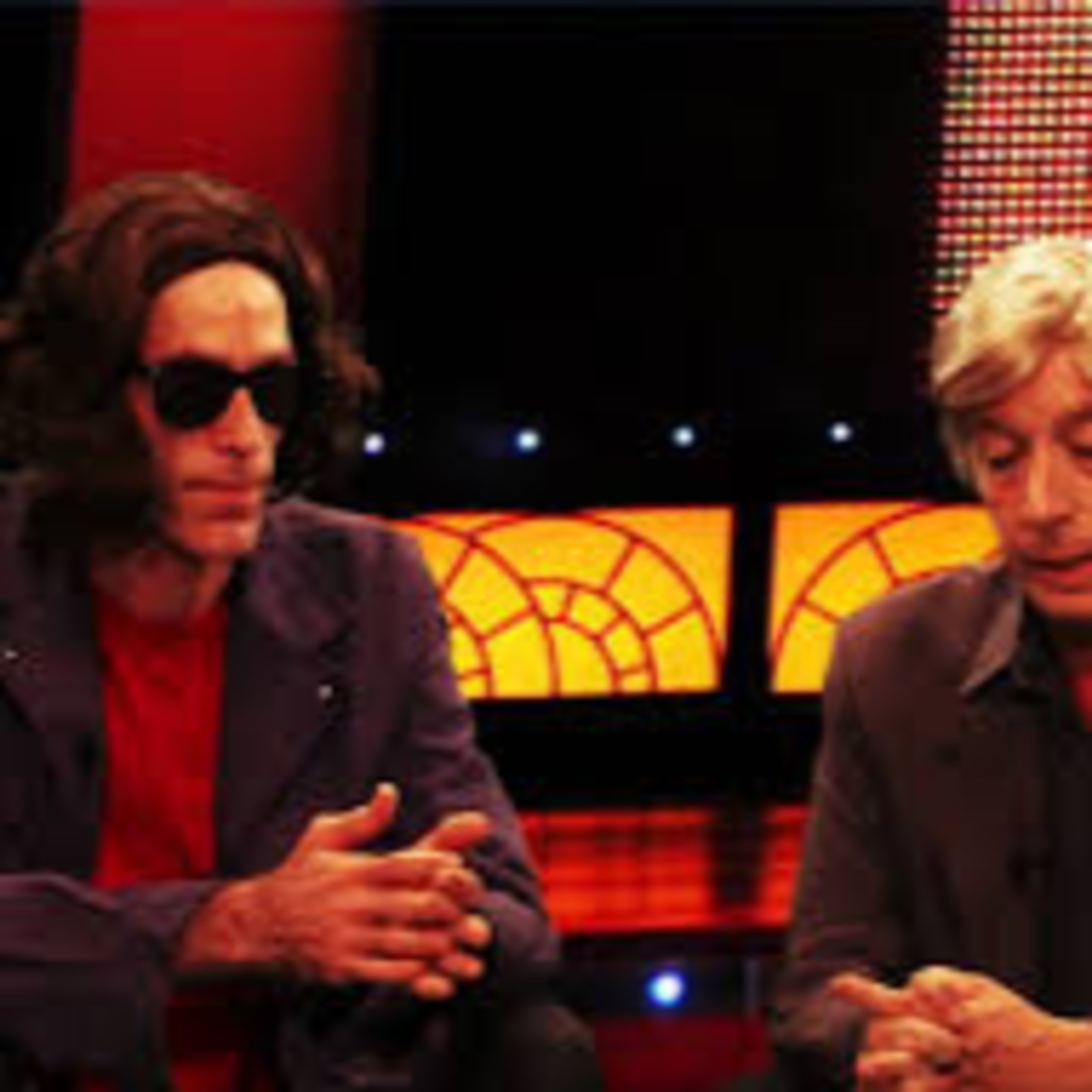ENTREVISTAS AUNQUE ES DE NOCHE