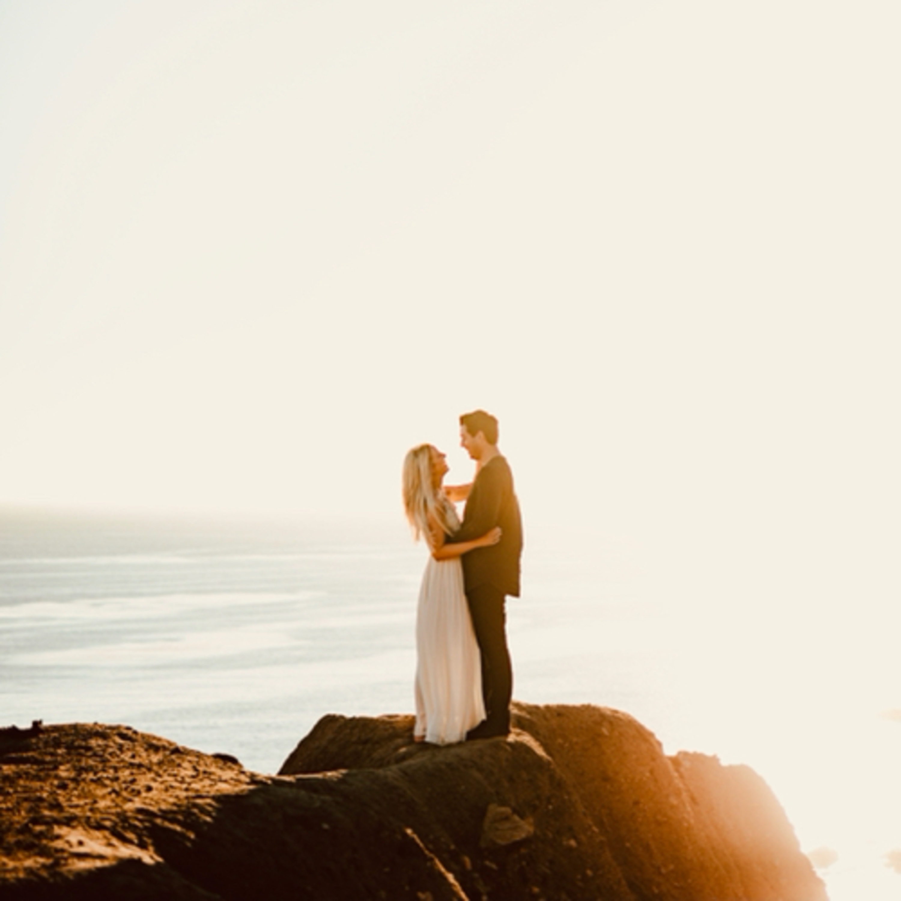 為你讀詩|夏宇《腹語術》—結婚還是不結婚好:如果有可能,你是否會重新選擇人生?