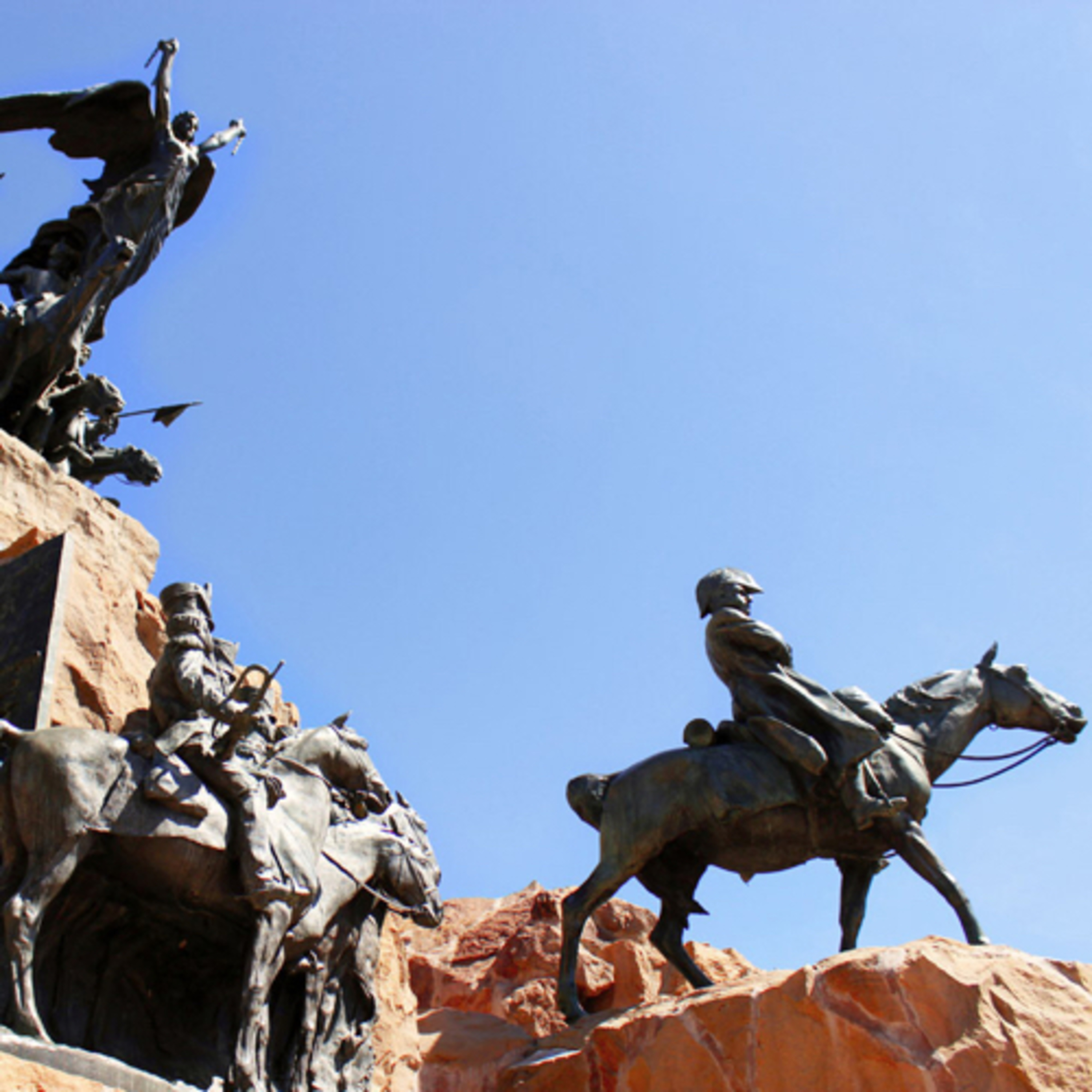 🇦🇷 El monumento al Ejército de los Andes en el Cerro de la Gloria de Mendoza
 episode artwork