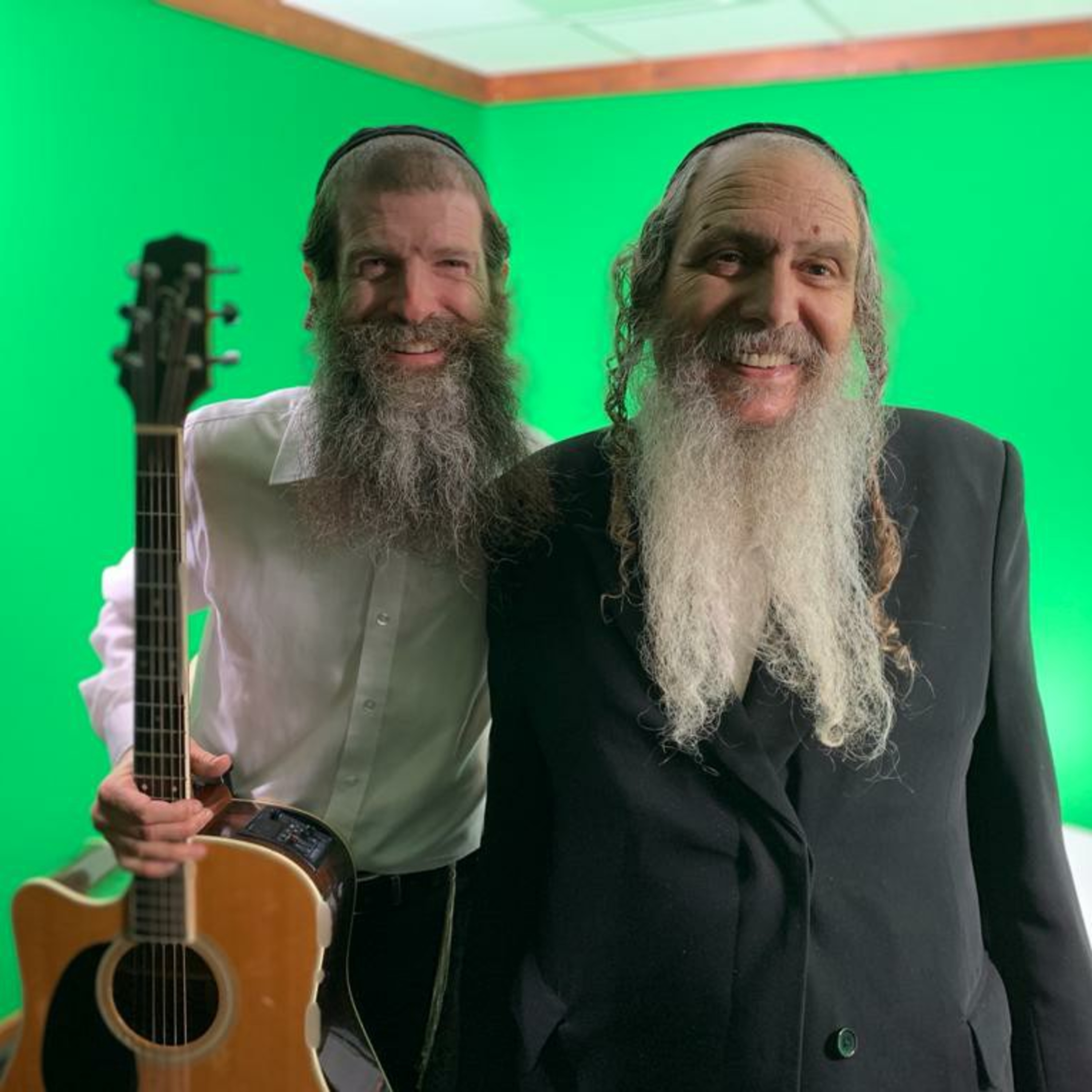 Uman with Emuna Song -Eliezer Kosoy hosted by Rav Shalom Arush Weekly Q/A Emuna Class in English! #7 episode artwork