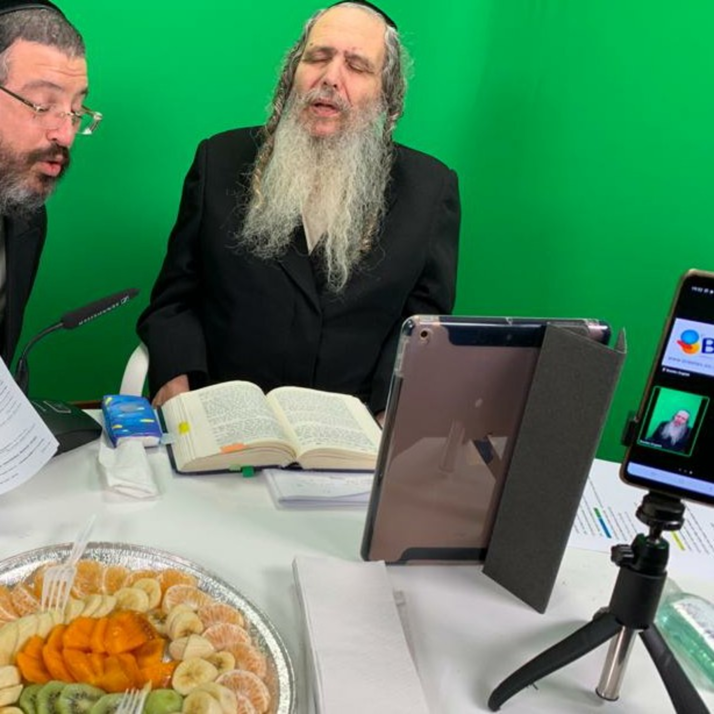 Mashiach & Aliyah - Emuna Class Q/A by Rav Shalom Arush # 18 Special Community Emuna Tour Toronto! episode artwork