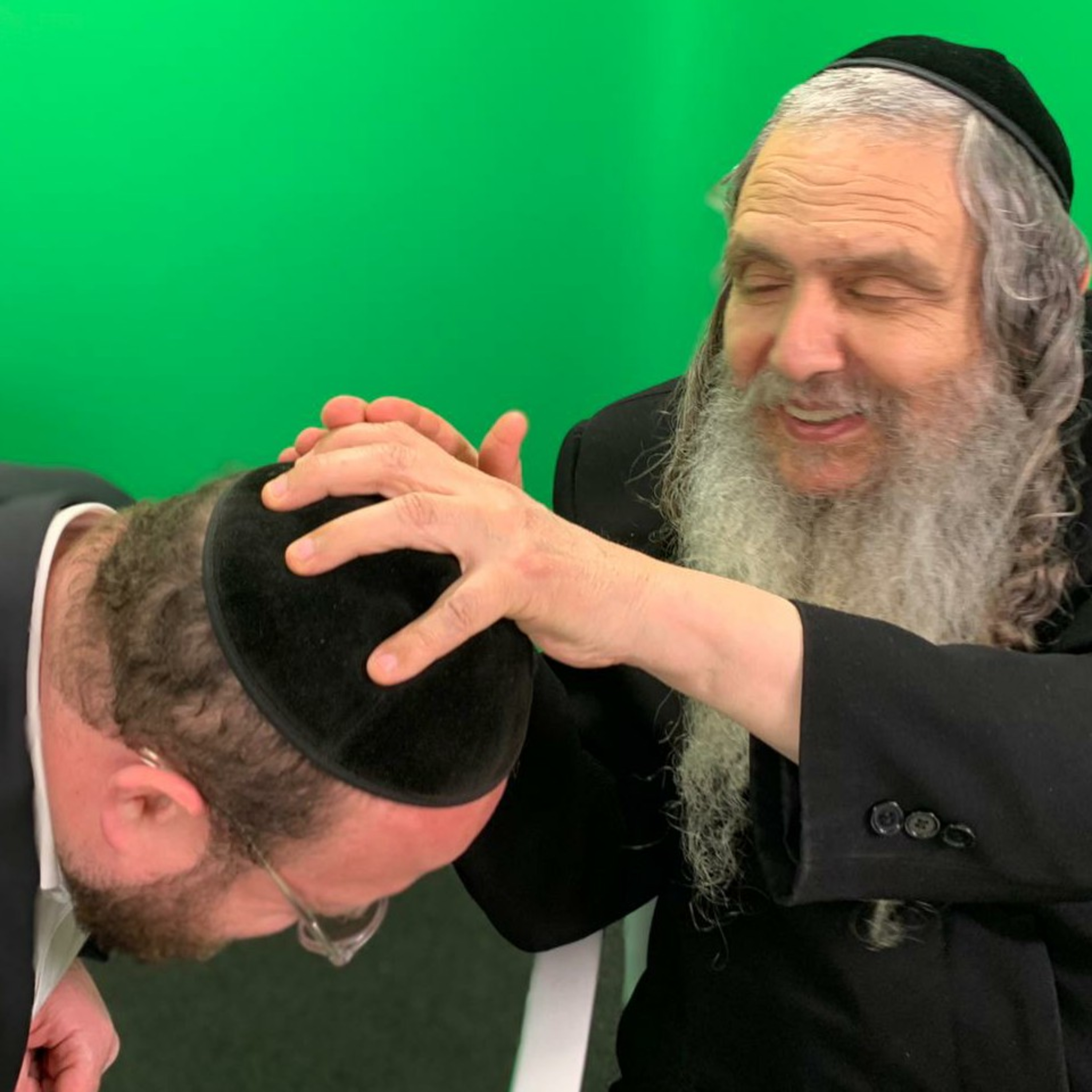 Eitan Katz - Heartfelt Passover 2021 Redemptive Emuna Class Q/A #32 hosted by Rav Shalom Arush! episode artwork