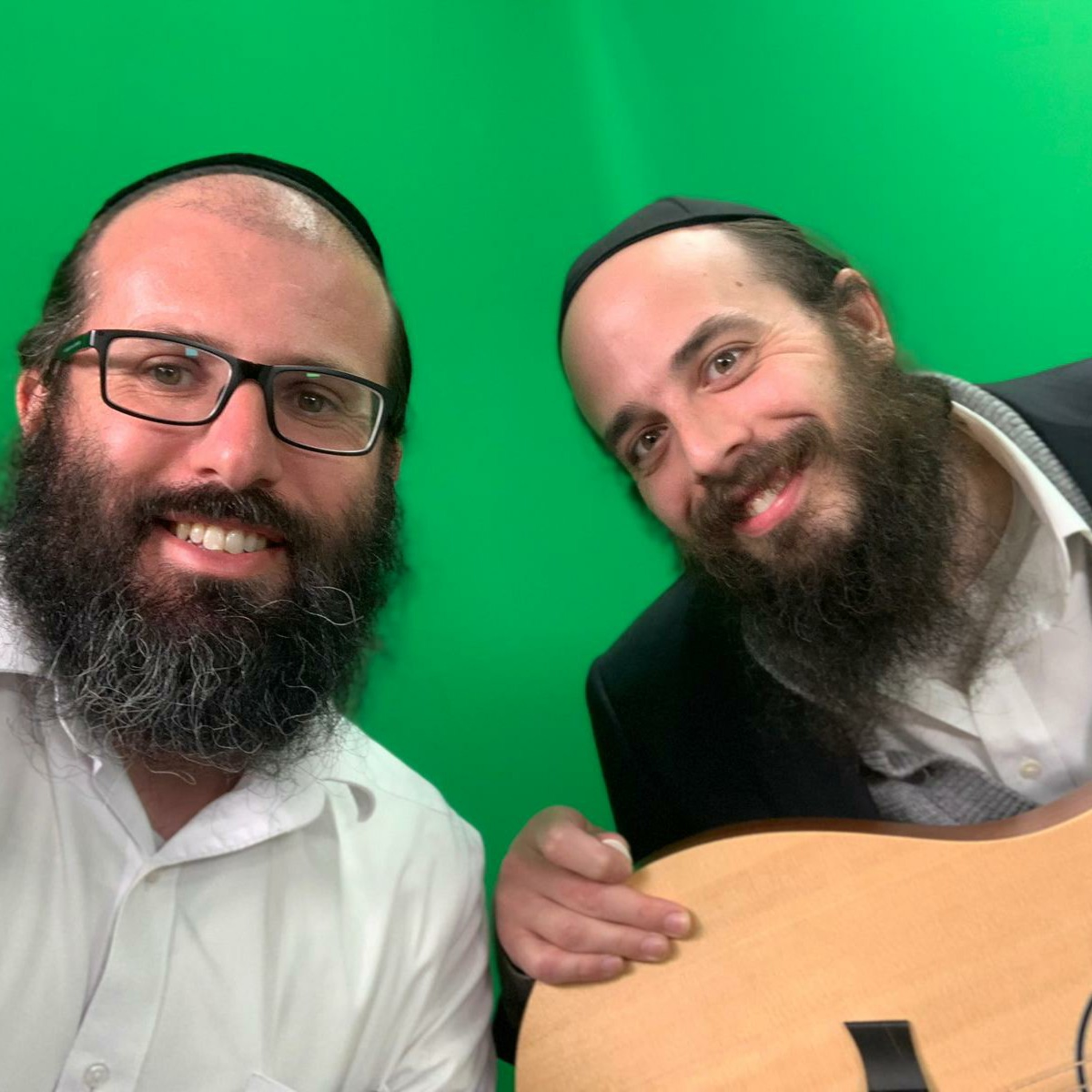 Dovidl Weinberg - Devoted Love - Emuna Class Q/A #38 hosted by Rav Shalom Arush! episode artwork