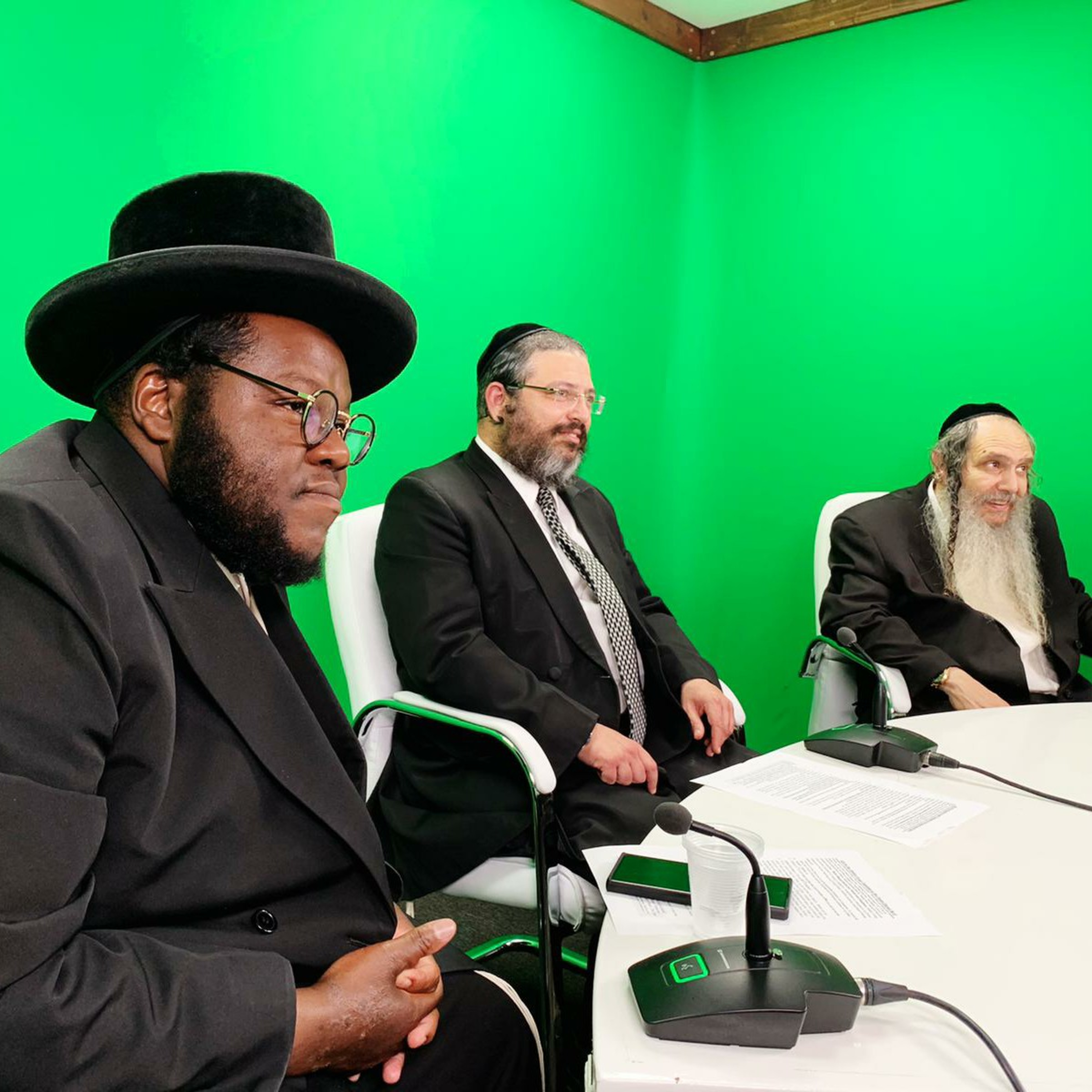Nissim Black - The Deal with NB - Emuna Class Q/A #40 Mazel Tov - Rav Shalom Arush! episode artwork