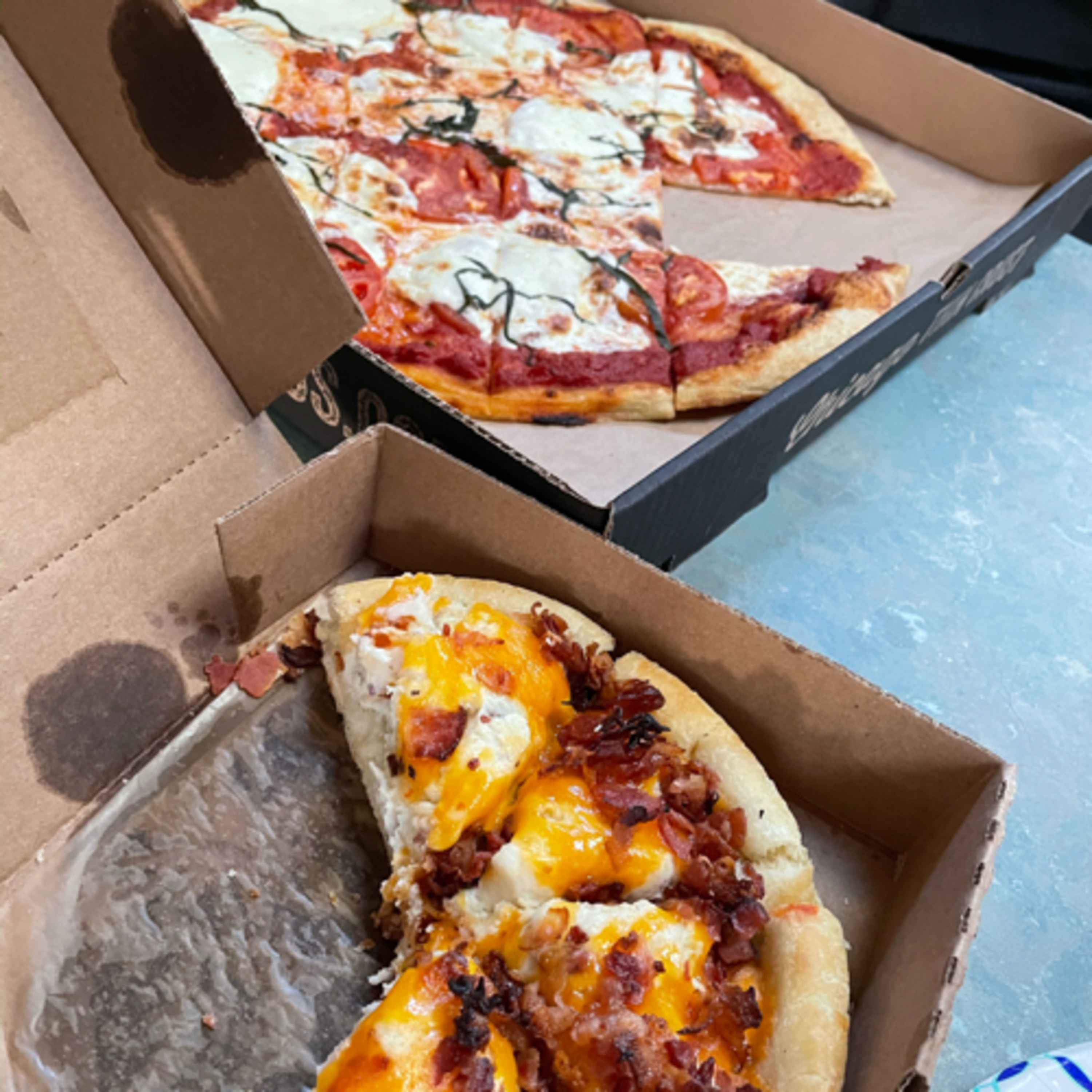 What’s 4 Lunch? Curbside pickup & Drive Thru’s with Jess Dow & Elonia