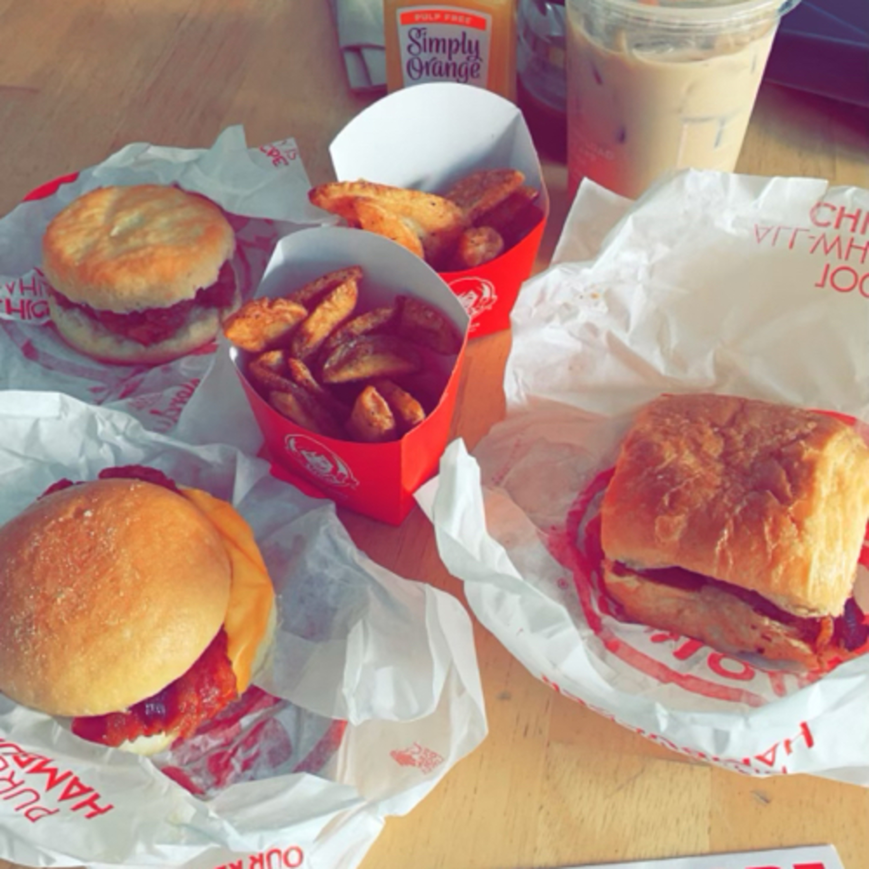 What’s 4 Lunch? Curbside pickup & Drive Thru’s with Jess Dow & Elonia