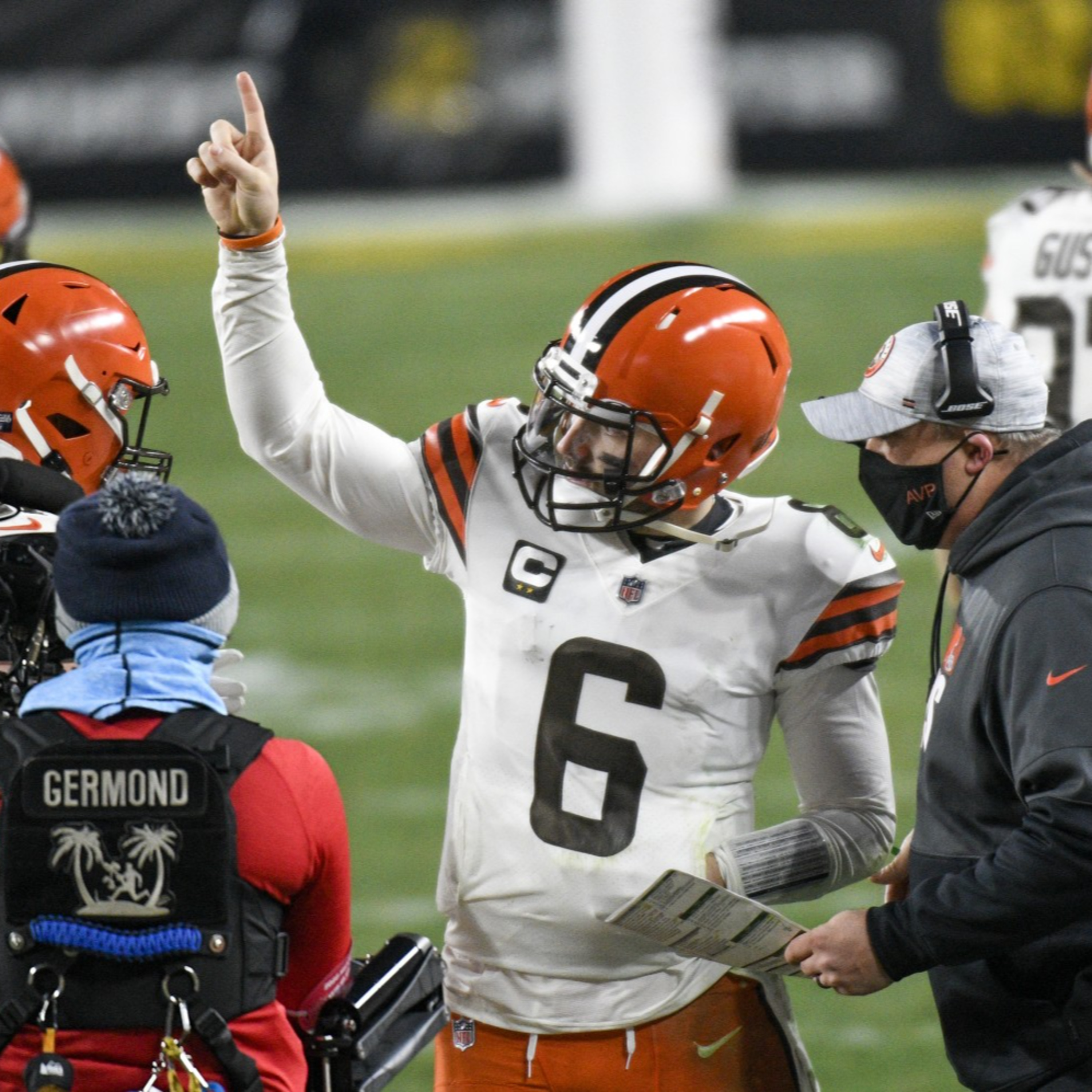 The NFL Show: Recapping a Super Wild Card Weekend