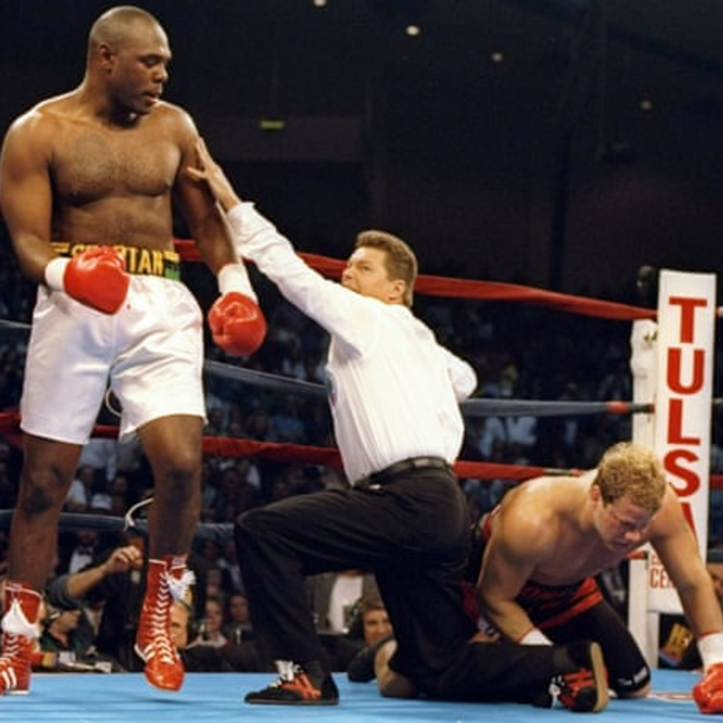 Legends of Boxing Show: Guest Michael Bentt Former WBO Heavyweight Champion