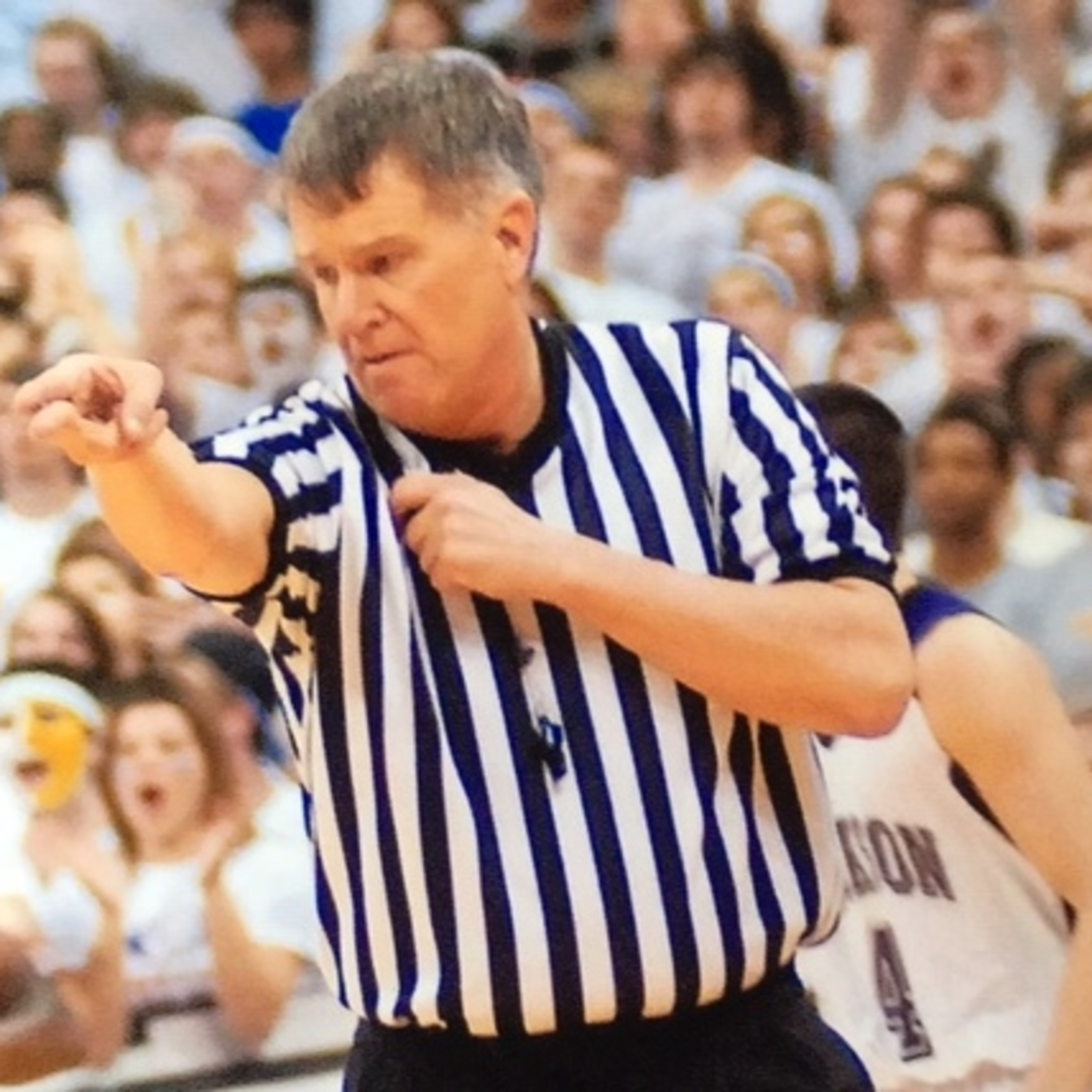 The High School Basketball Referee with Mark Froelich