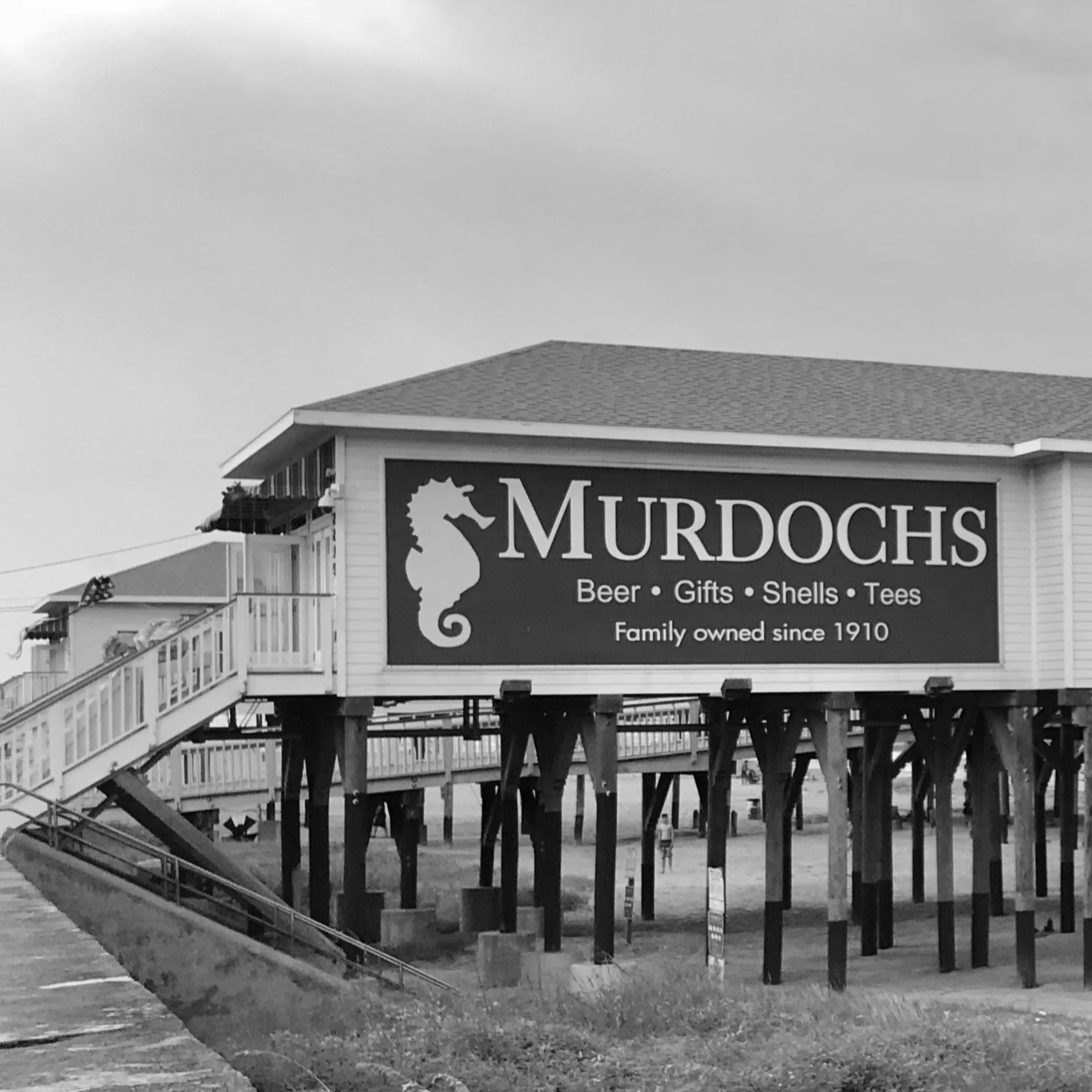 Episode #14 - Hauntings at Murdochs