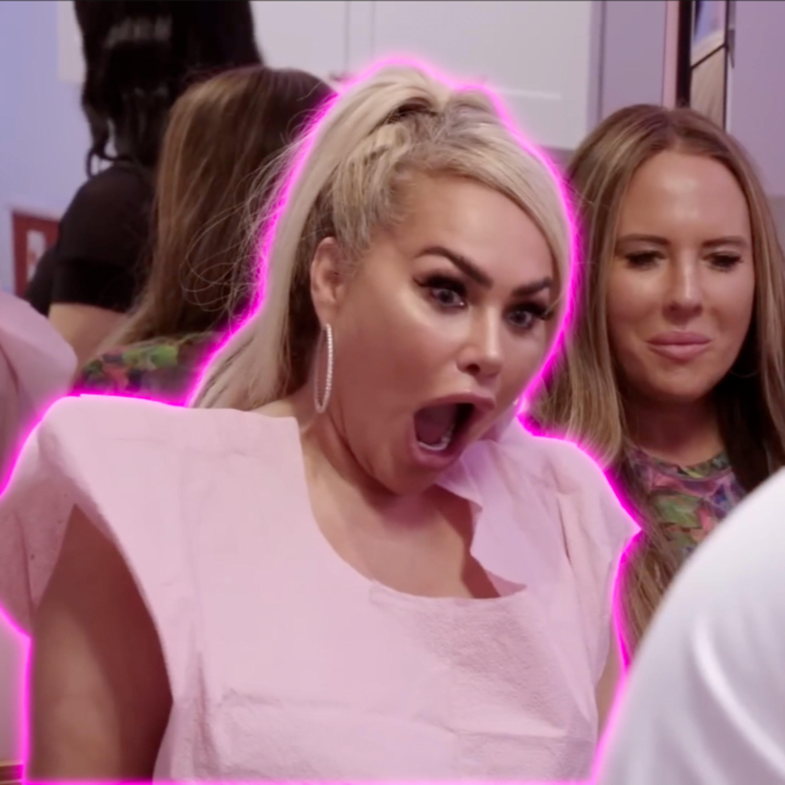 First Look Darcey And Stacey Season Whore