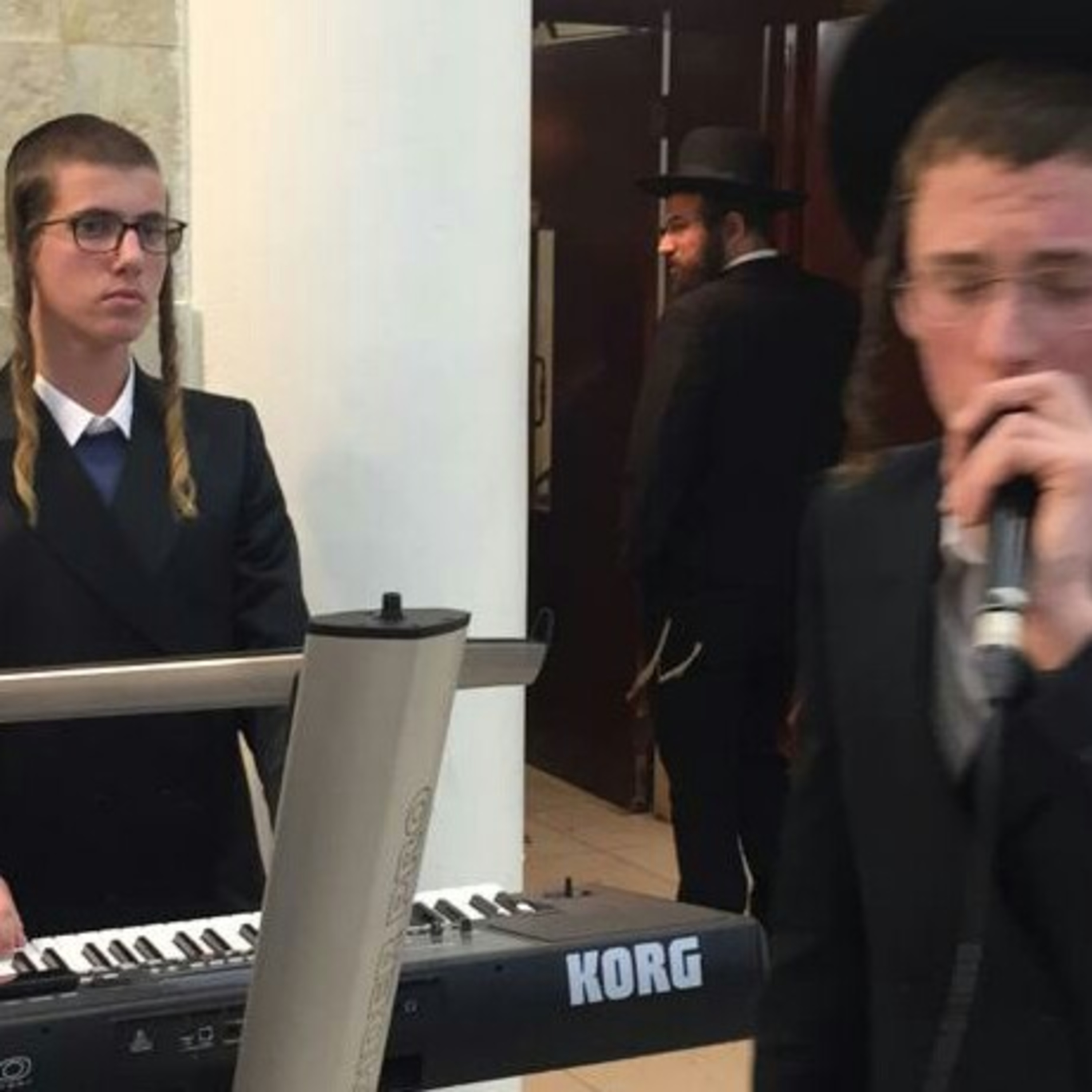 BY Keyboardist - Pumping Hallelu