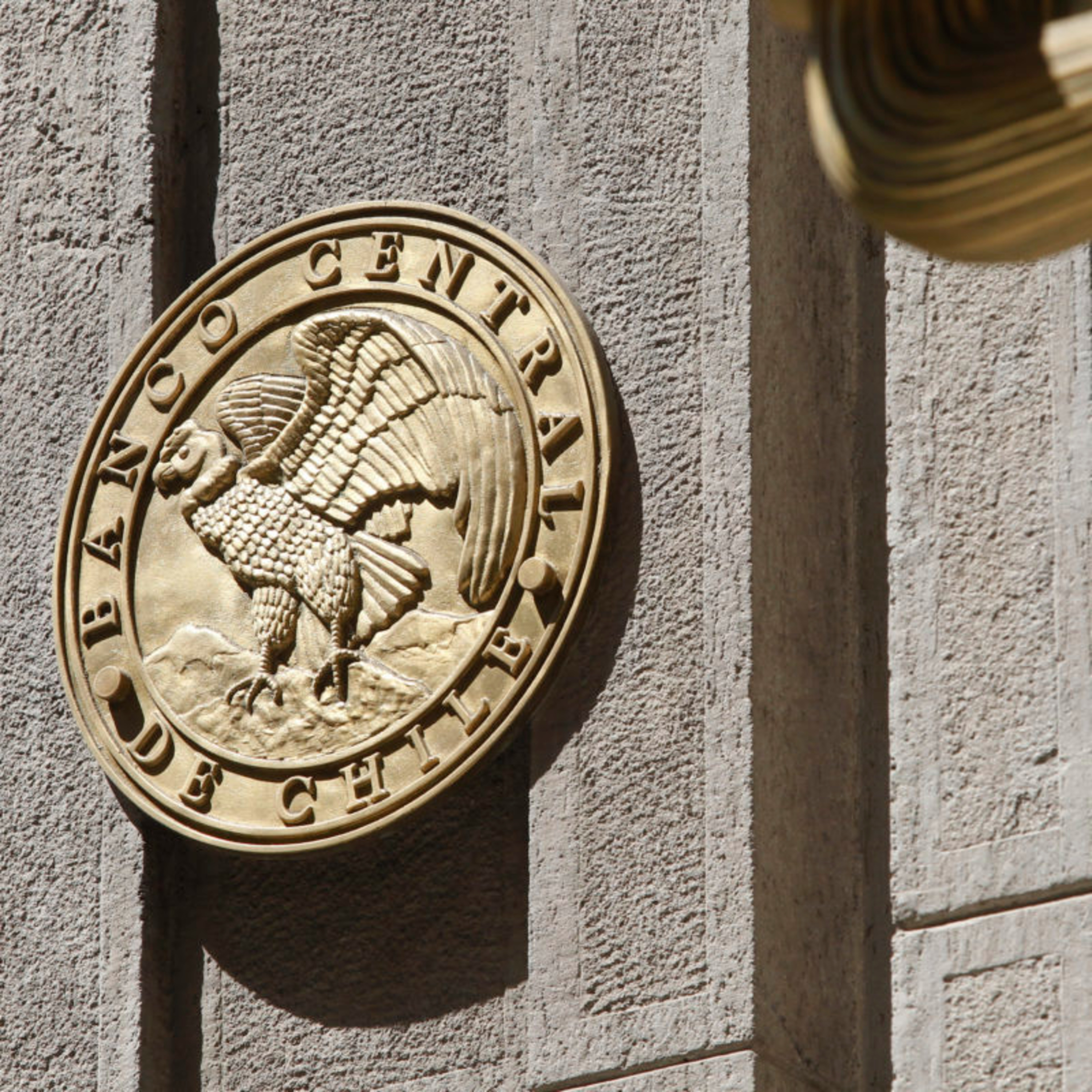 ¿Intervención del Banco Central? Perspectivas para el dólar episode artwork