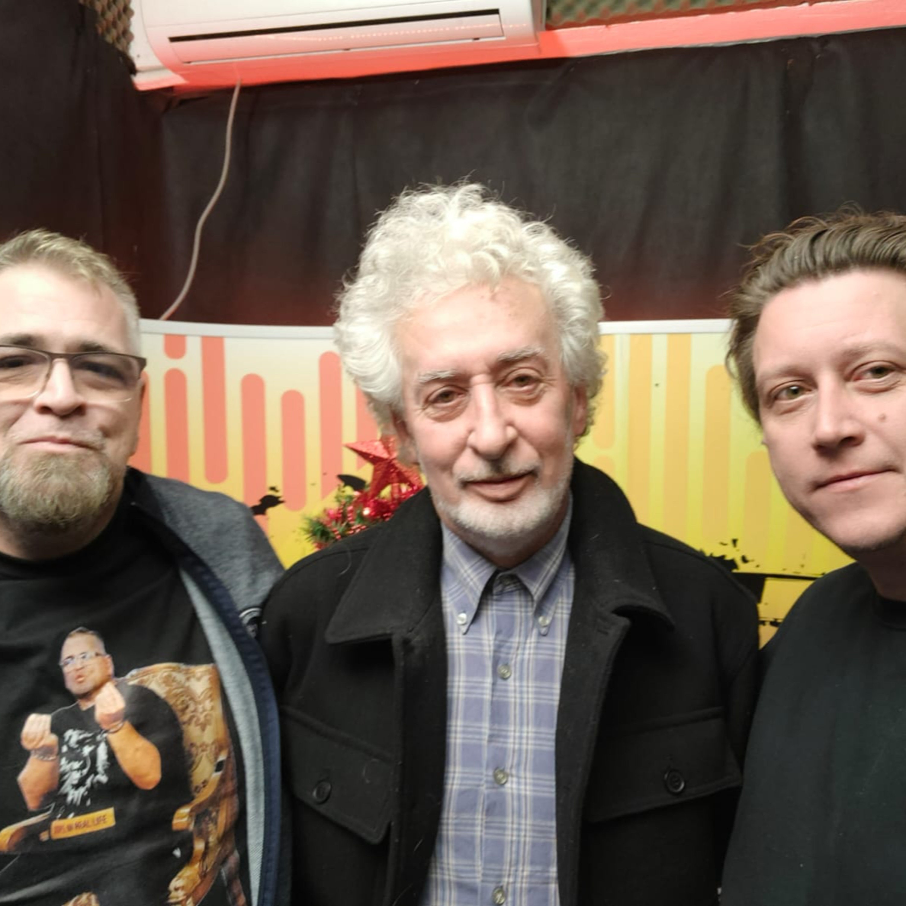 Anul 2022 și domnul profesor / în studio Nótáros Lajos / S05E43 / Vineri, 23 Decembrie 2022 / Radio Arad 99.1 FM episode artwork