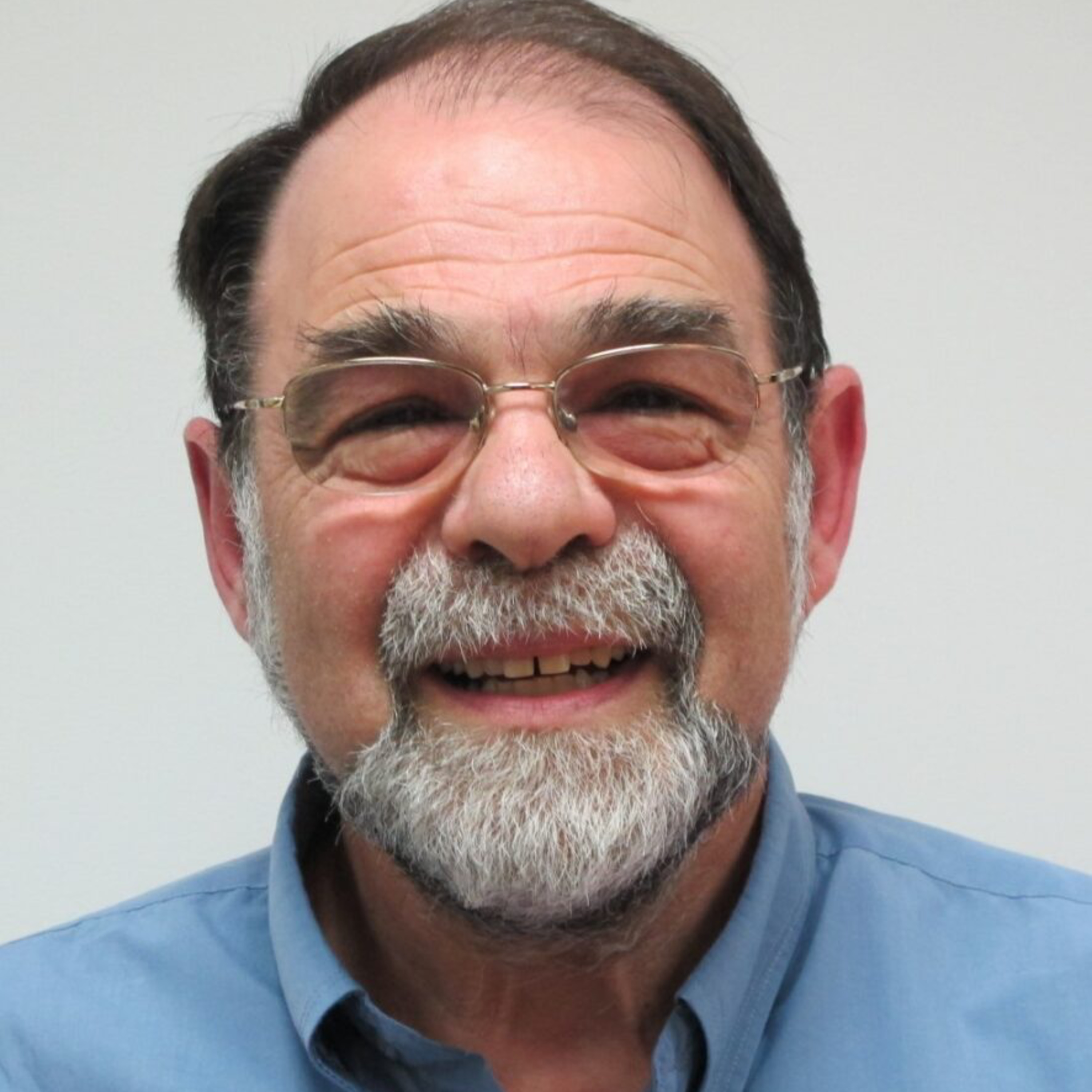 # 182 Las comunidades judías bajo el Cristianismo y el Islam con el Dr. Pinhas Bibelnik episode artwork