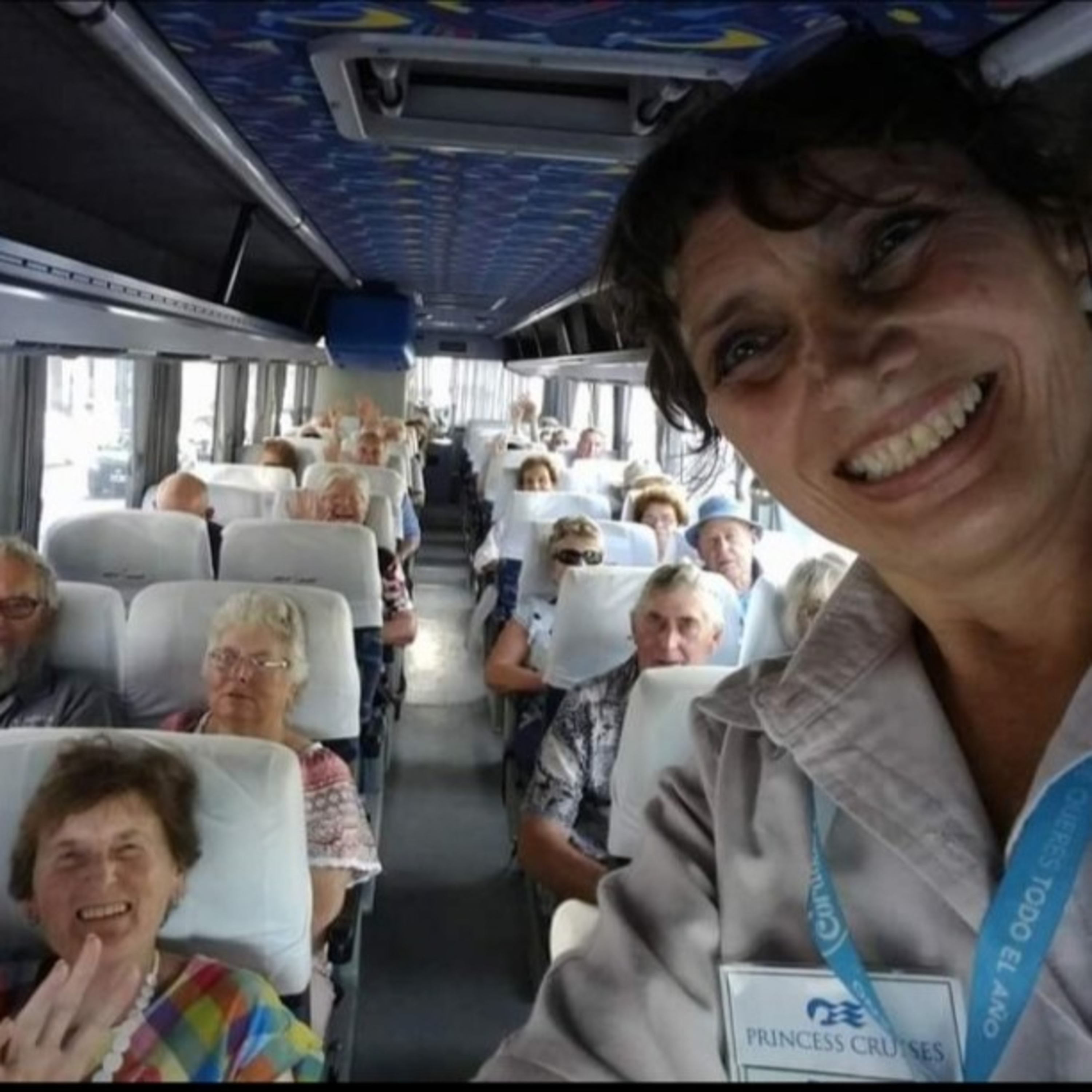 CHARLAS DE TURISMO