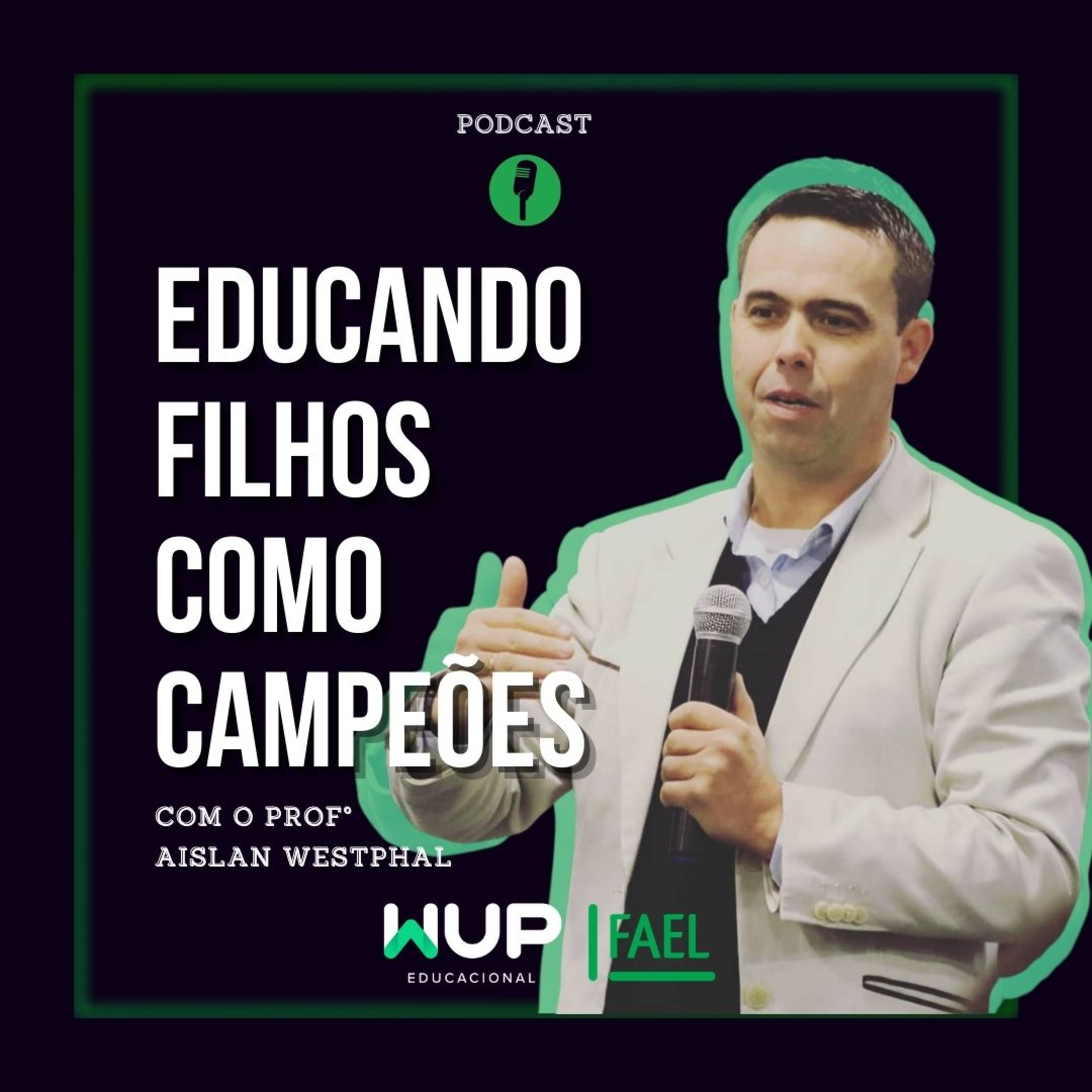 Gente Grande Cuidando De Gente Pequena