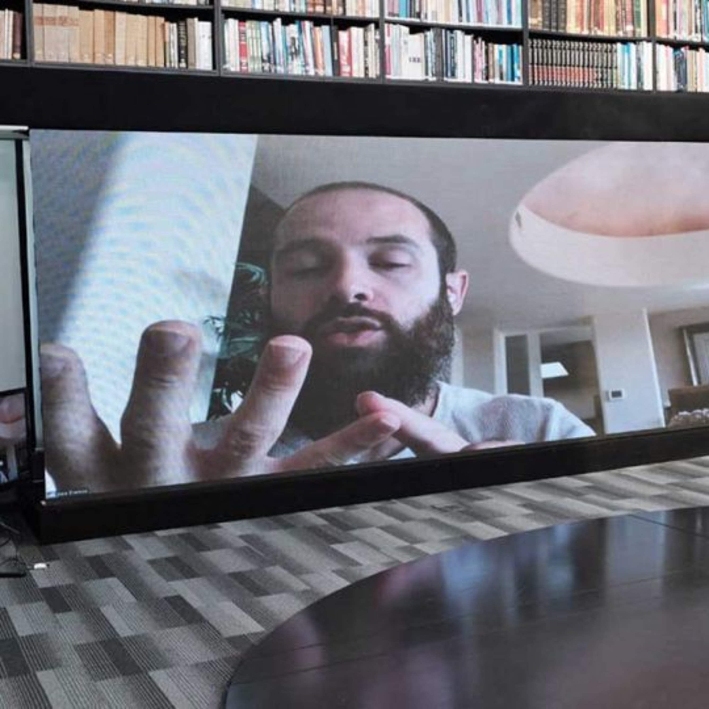 Jorge Fontevecchia entrevista a Aza Raskin - Diciembre 2020 episode artwork