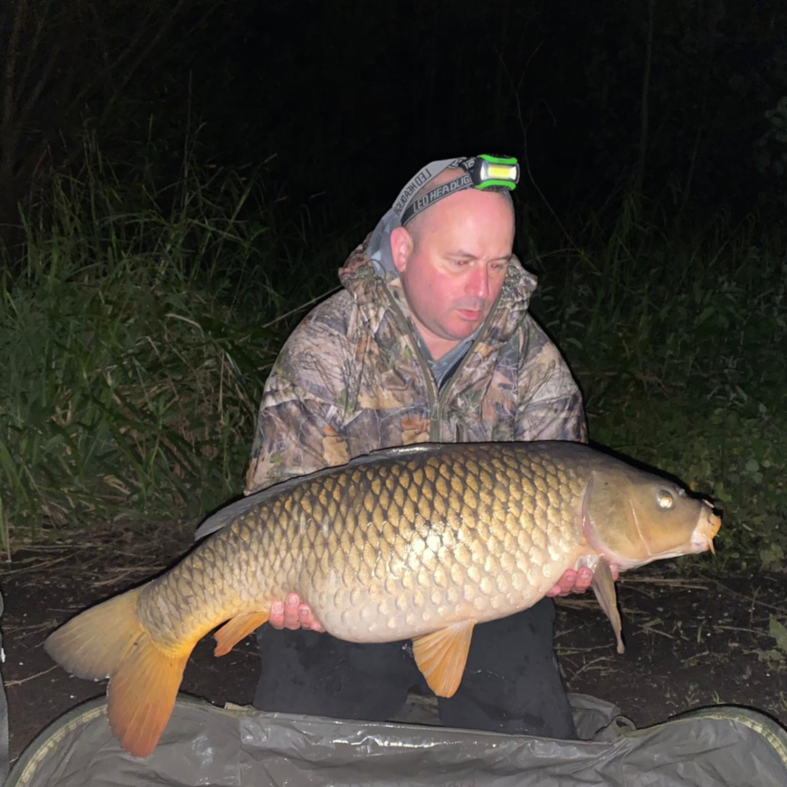 Legends Lake 002 / Carp Fishing