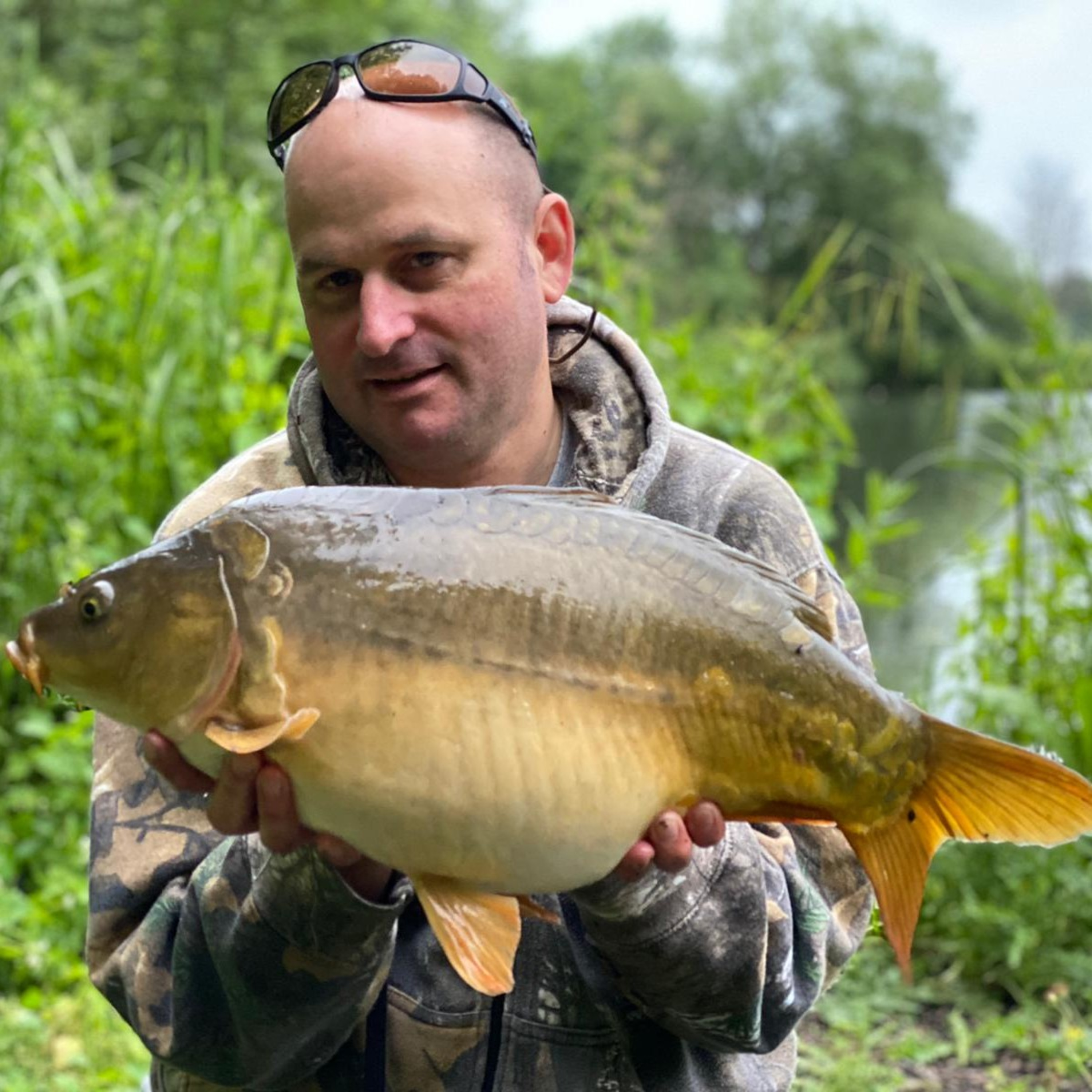 Legends Lake 004 / Carp Fishing