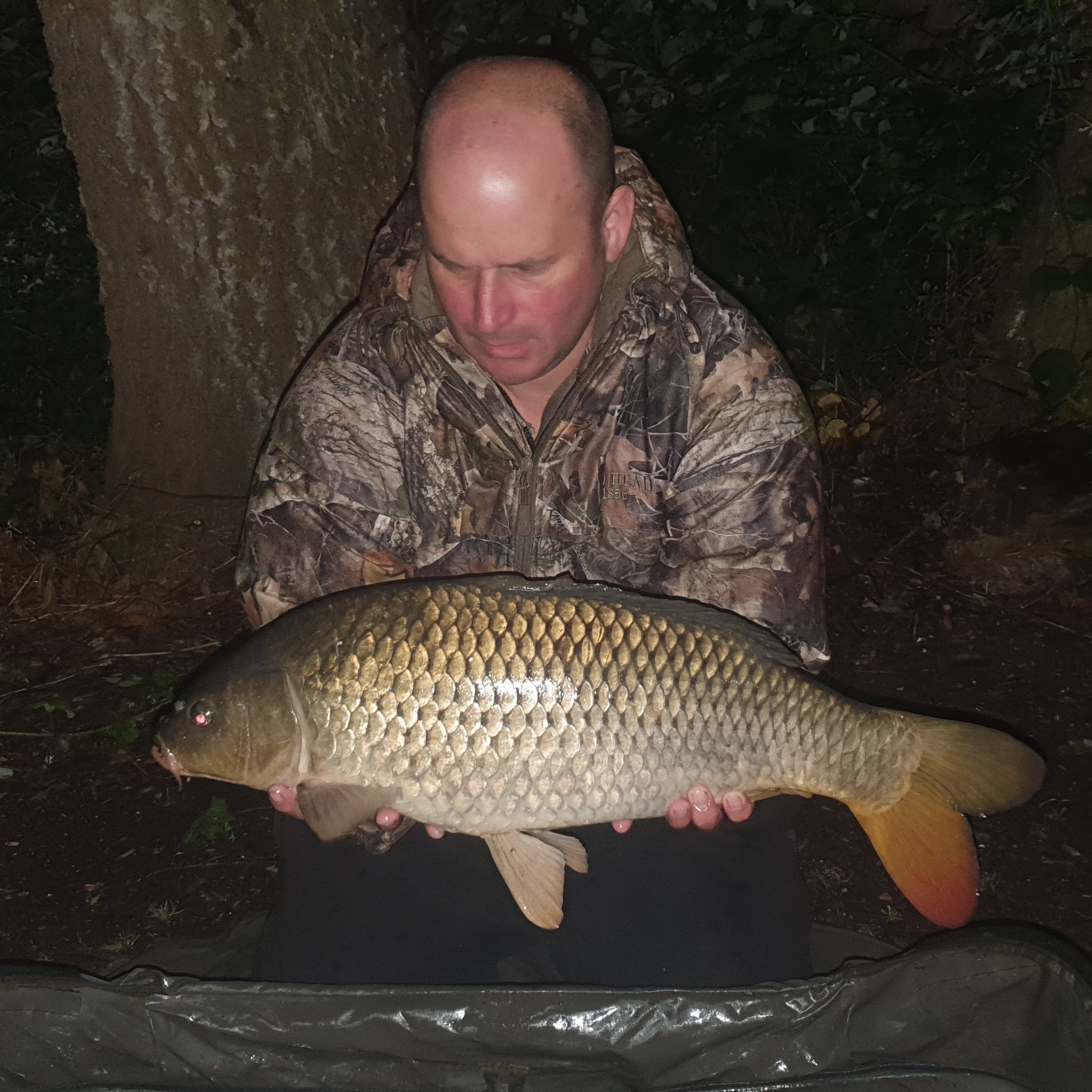 Nandos Lake 009 Part 1 / Carp Fishing