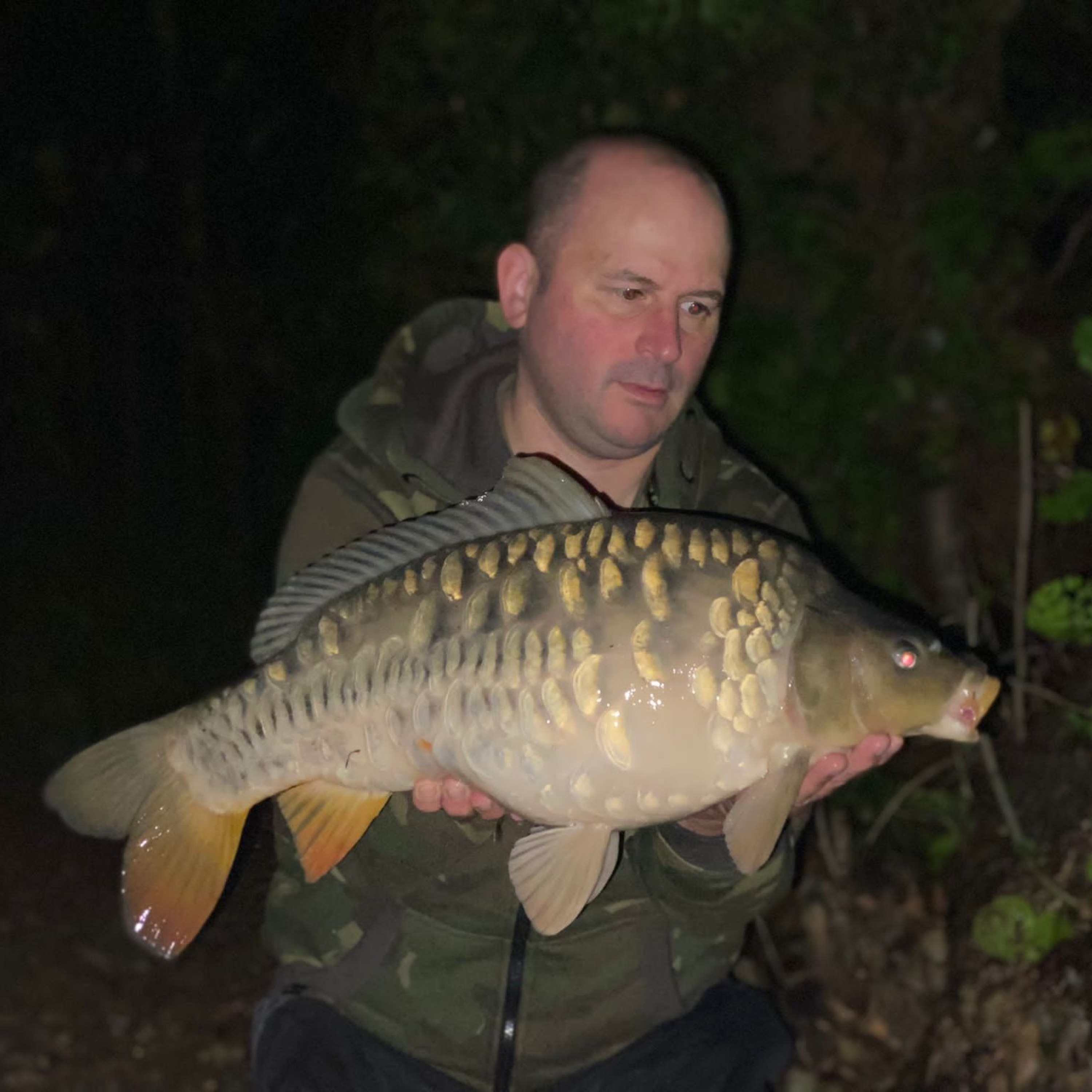Legends Lake 008 / Carp Fishing