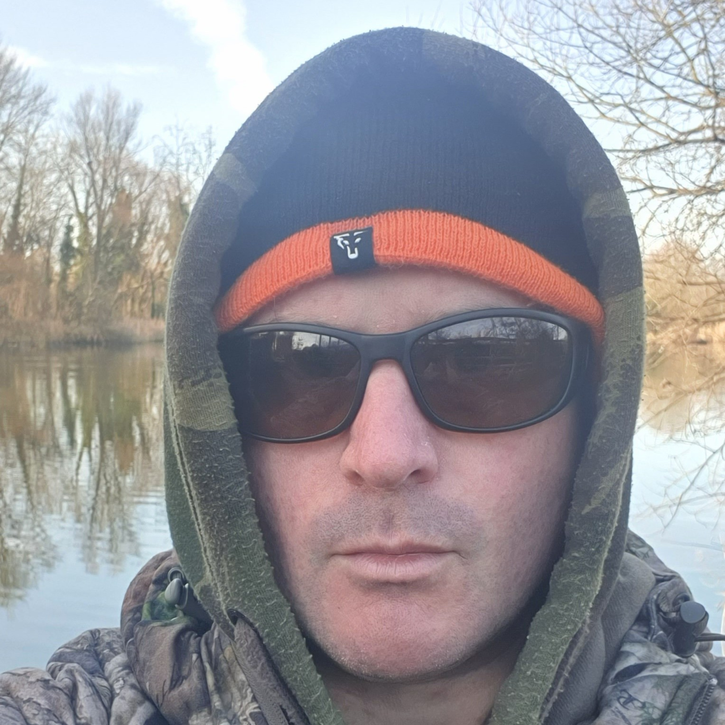 The Noisy Lake 002 / Pike Fishing